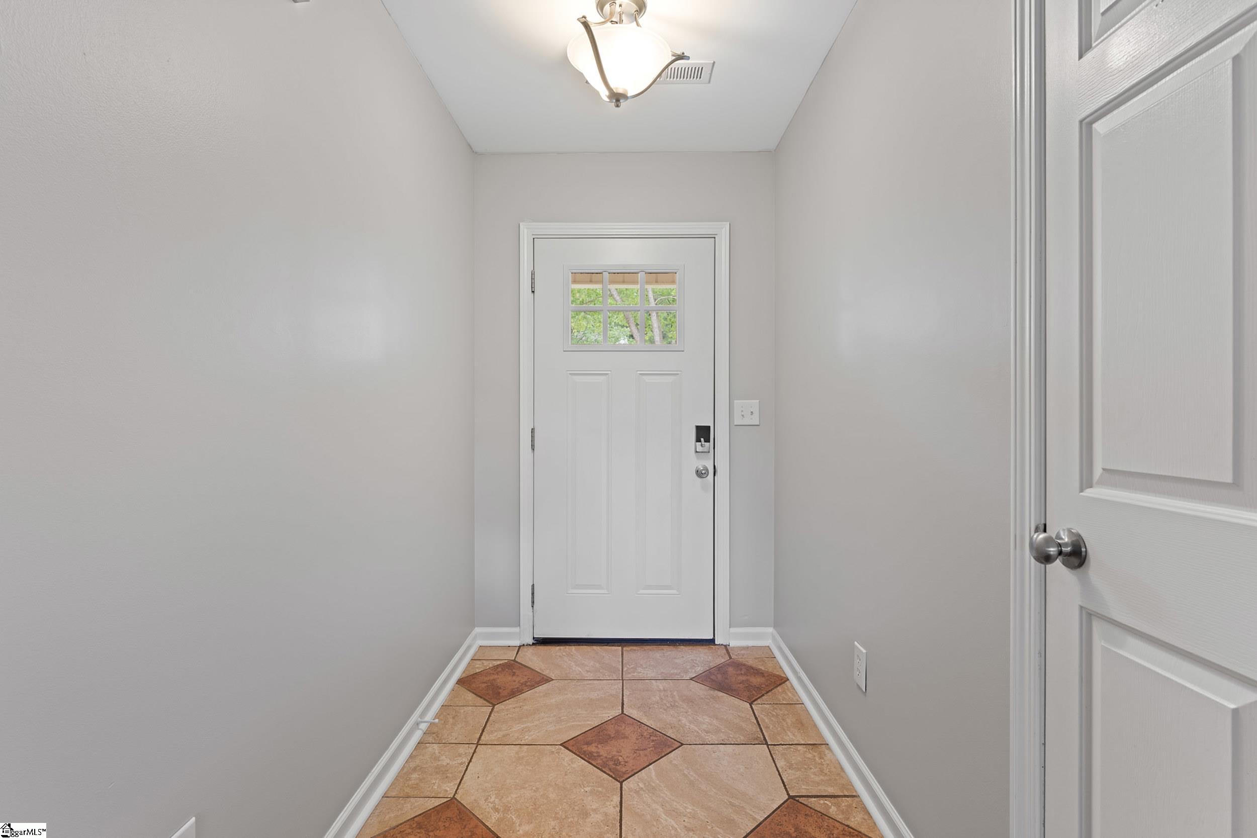 32 Reedy River Way Property Photo 5