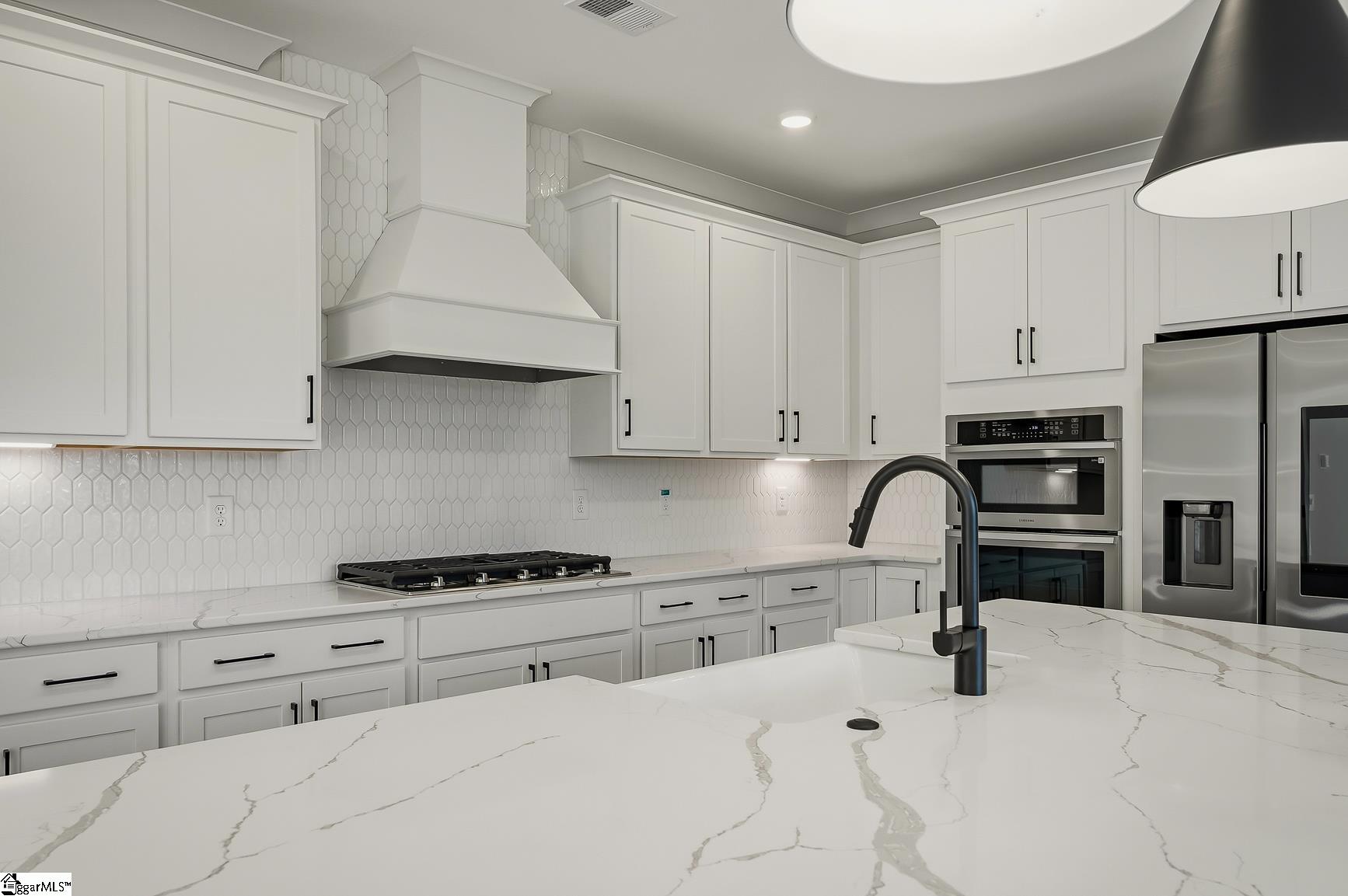 208 Jacqueline Road Property Photo 13