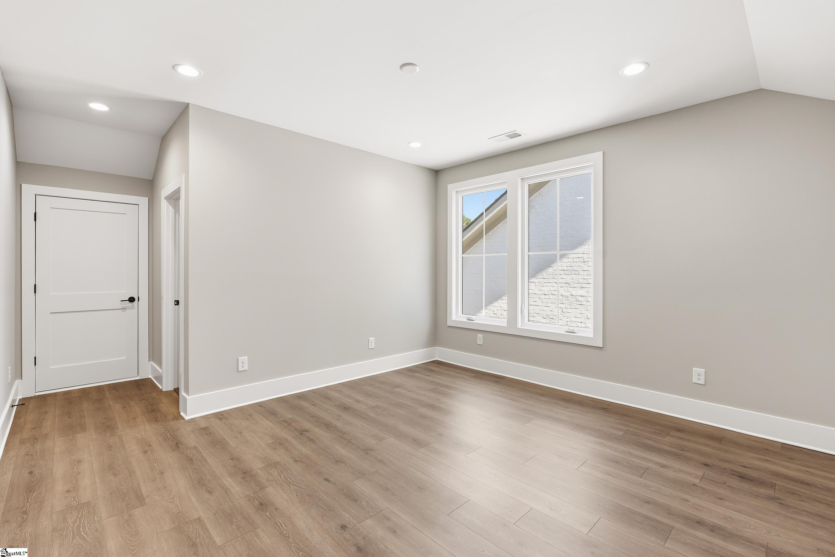 63 Mcneil Court Property Photo 31
