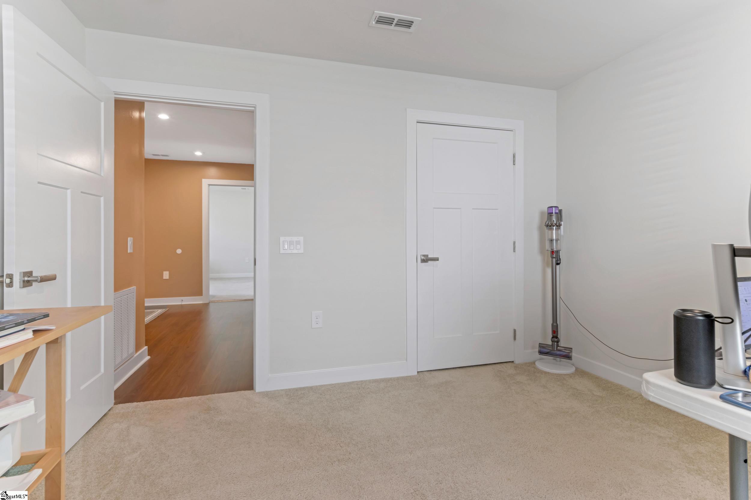 930 Riverland Woods Trail Property Photo 9