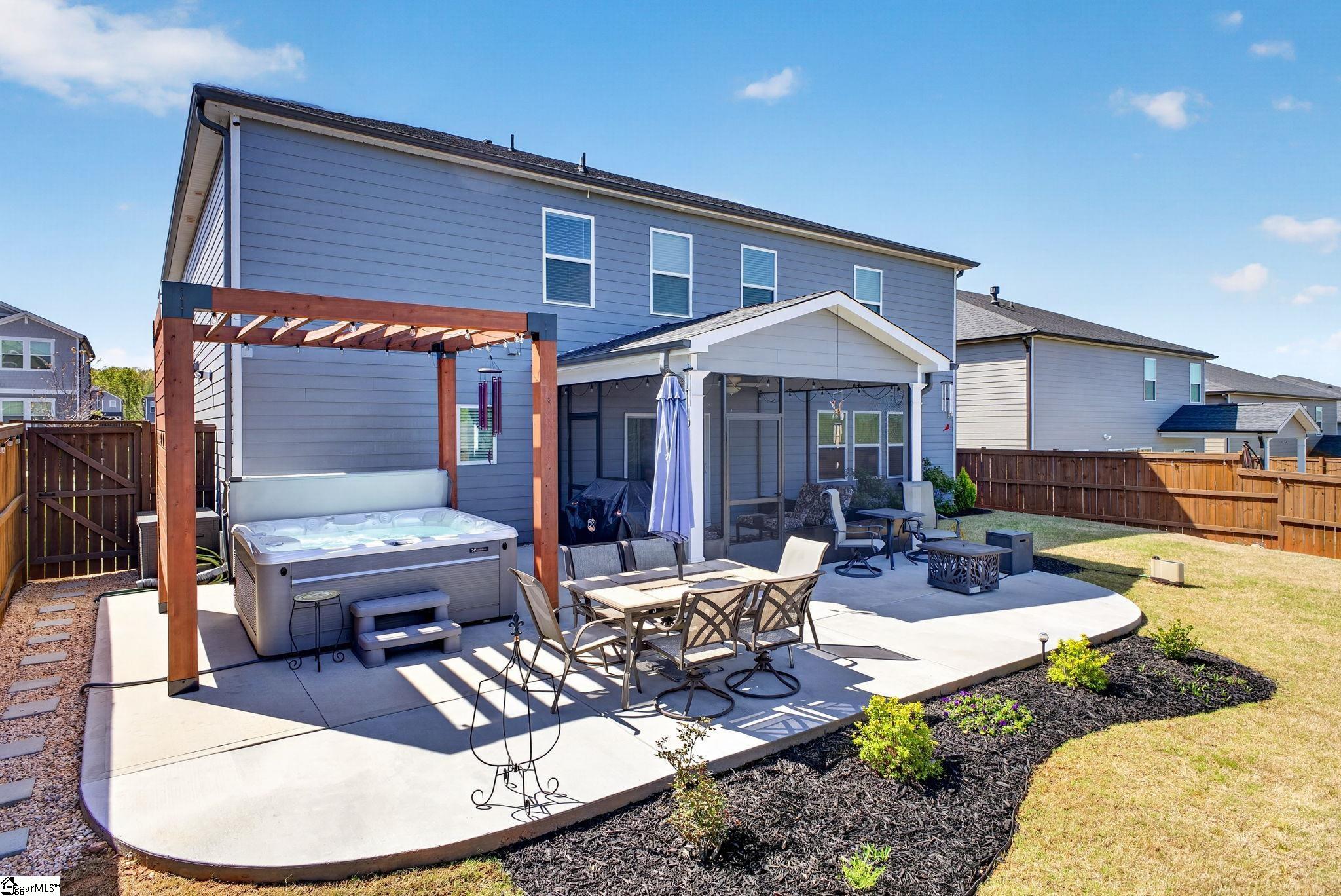 108 Graceful Sedge Way Property Photo 45