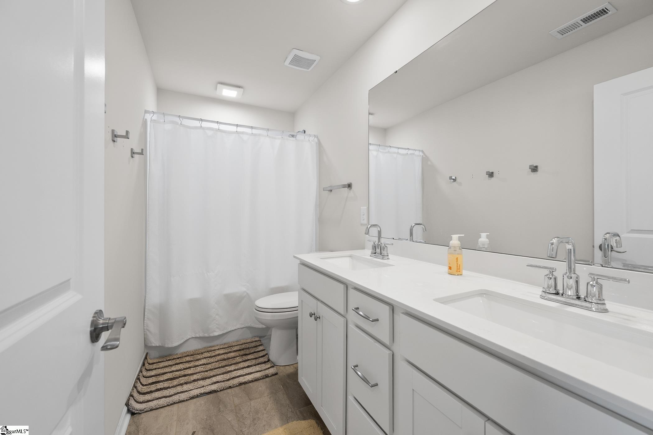 147 Somerset Lane Property Photo 19