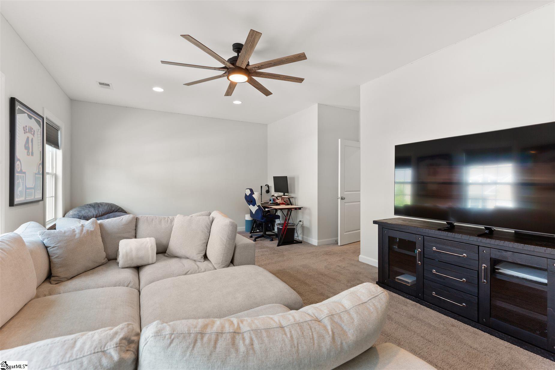 25 Caventon Drive Property Photo 35