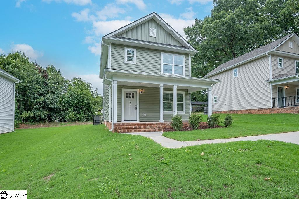 670 Saxon Avenue Property Photo 38