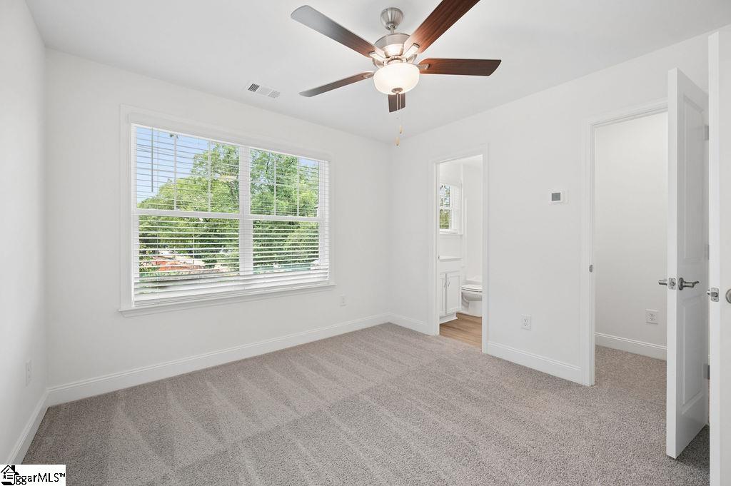 672 Saxon Avenue Property Photo 22