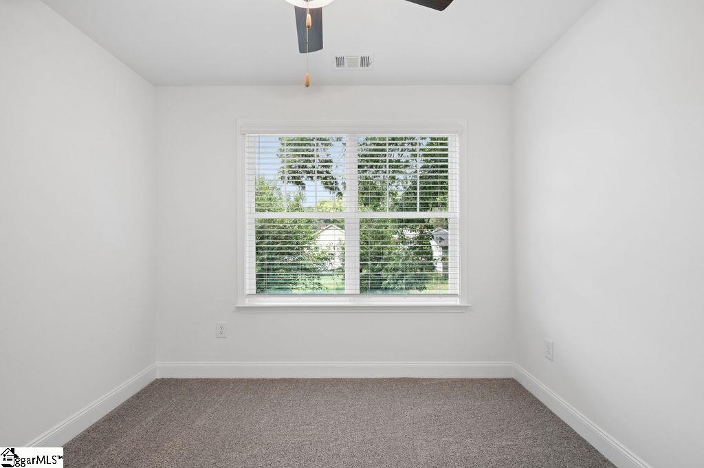 672 Saxon Avenue Property Photo 30