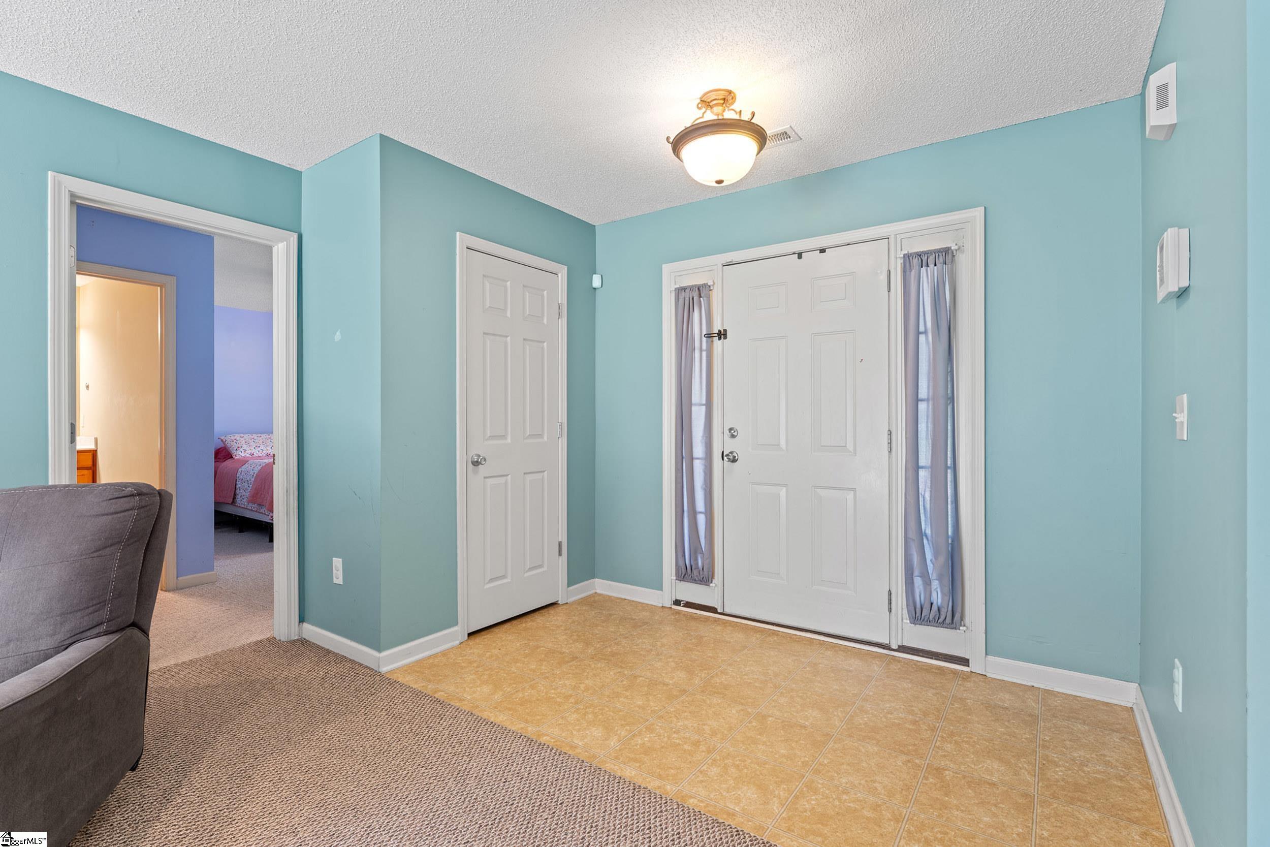 217 Shady Spring Way Property Photo 7