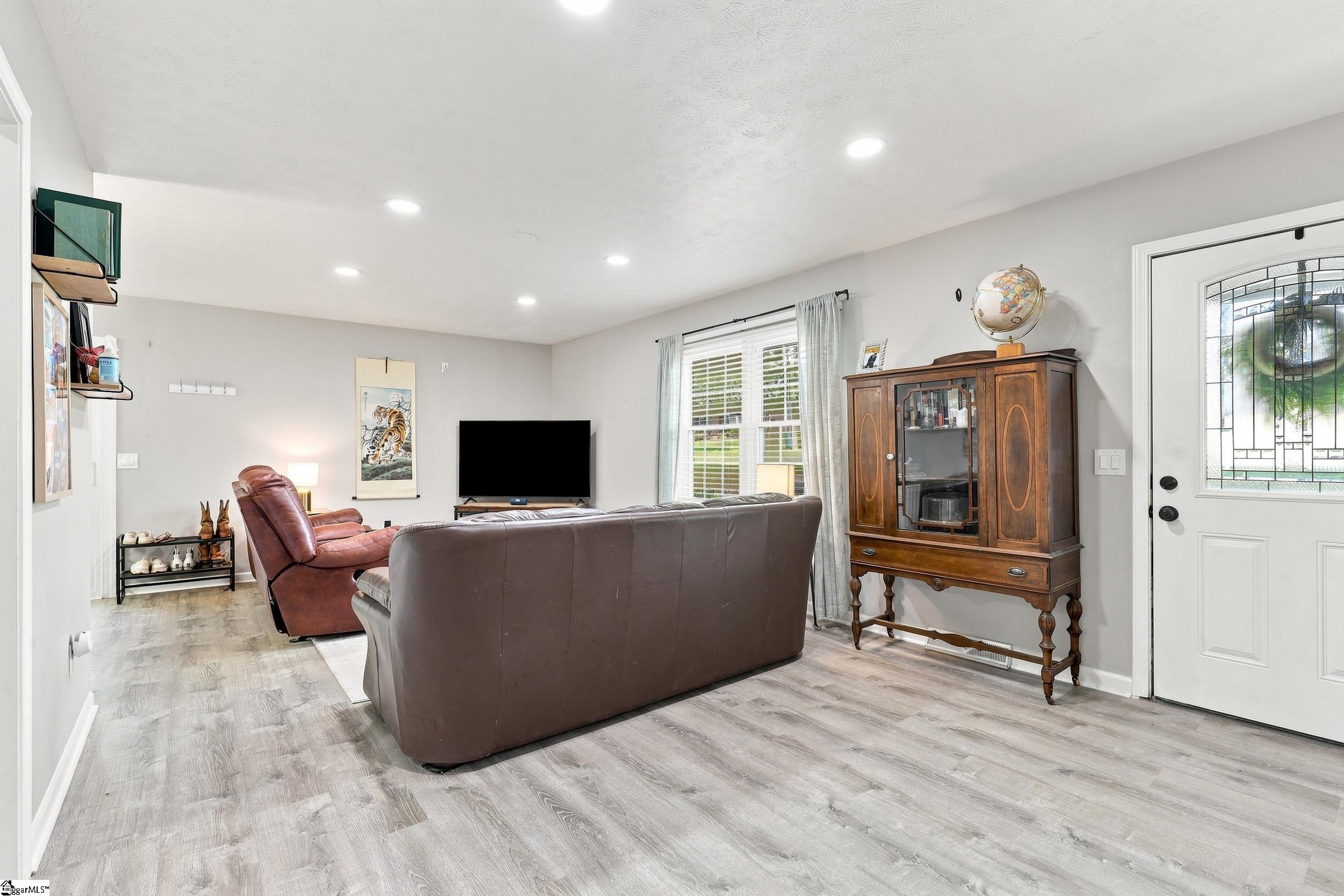 113 Blue Ridge Drive Property Photo 11