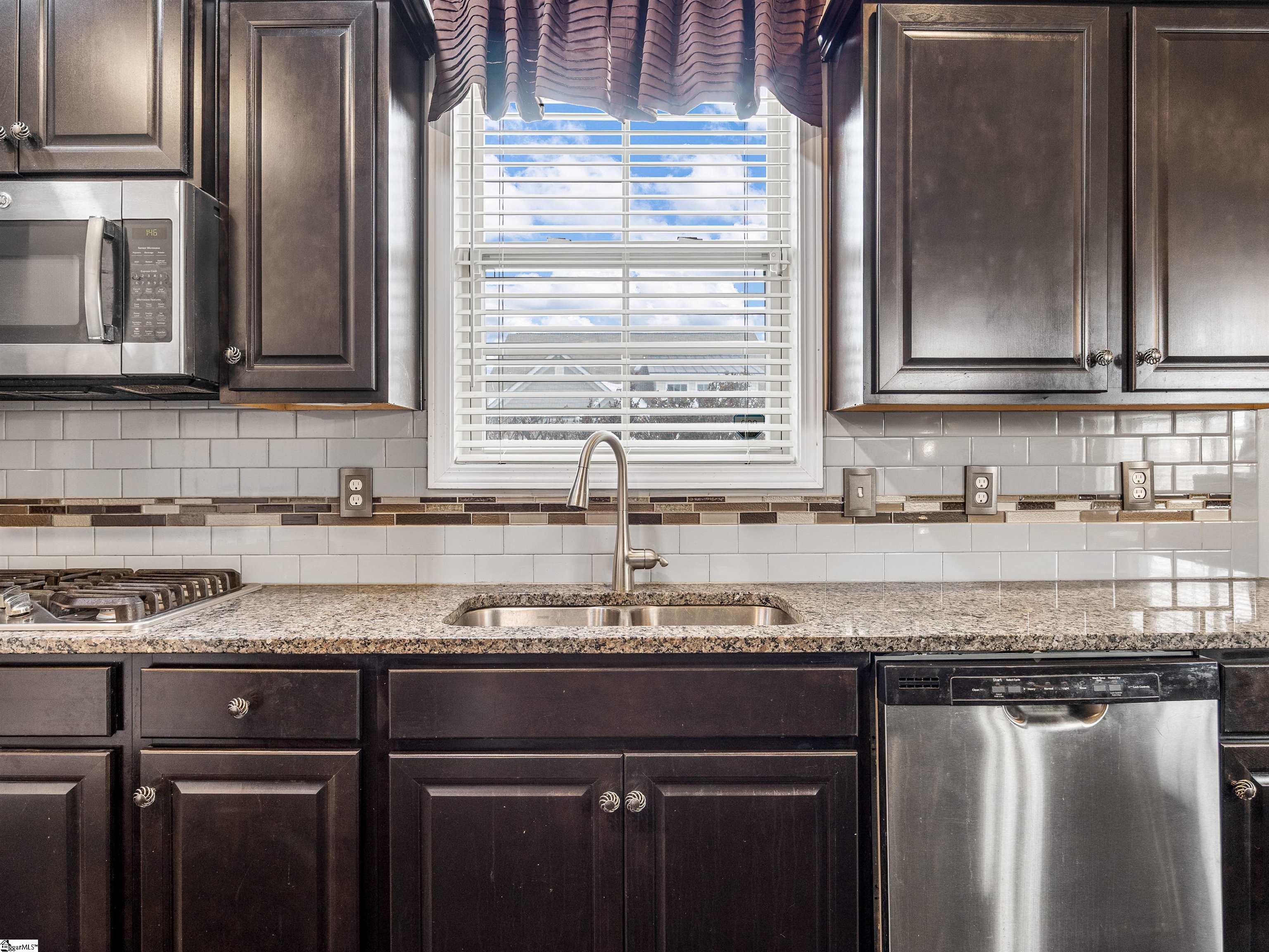 450 Bucklebury Road Property Photo 12