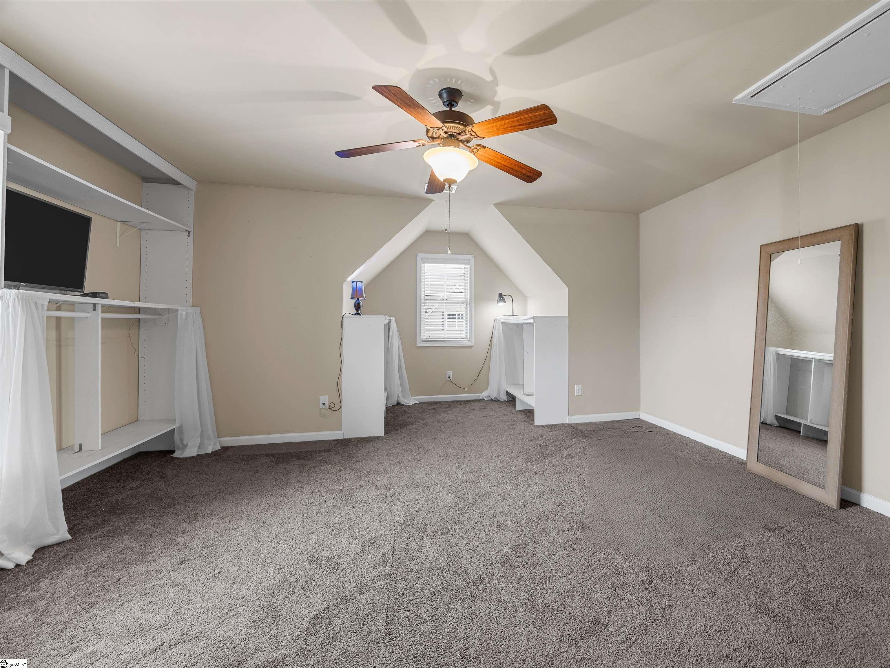 450 Bucklebury Road Property Photo 23