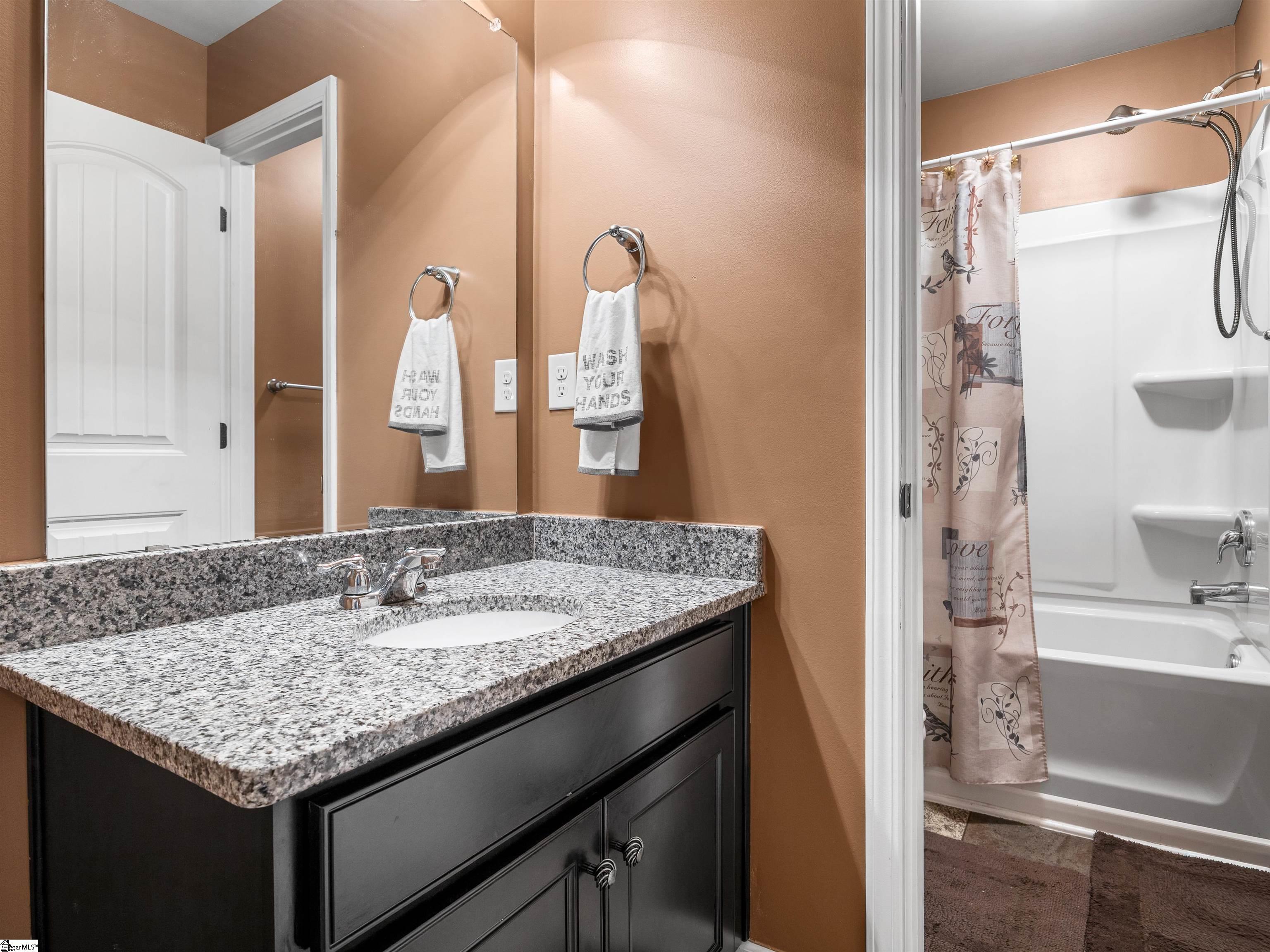 450 Bucklebury Road Property Photo 25