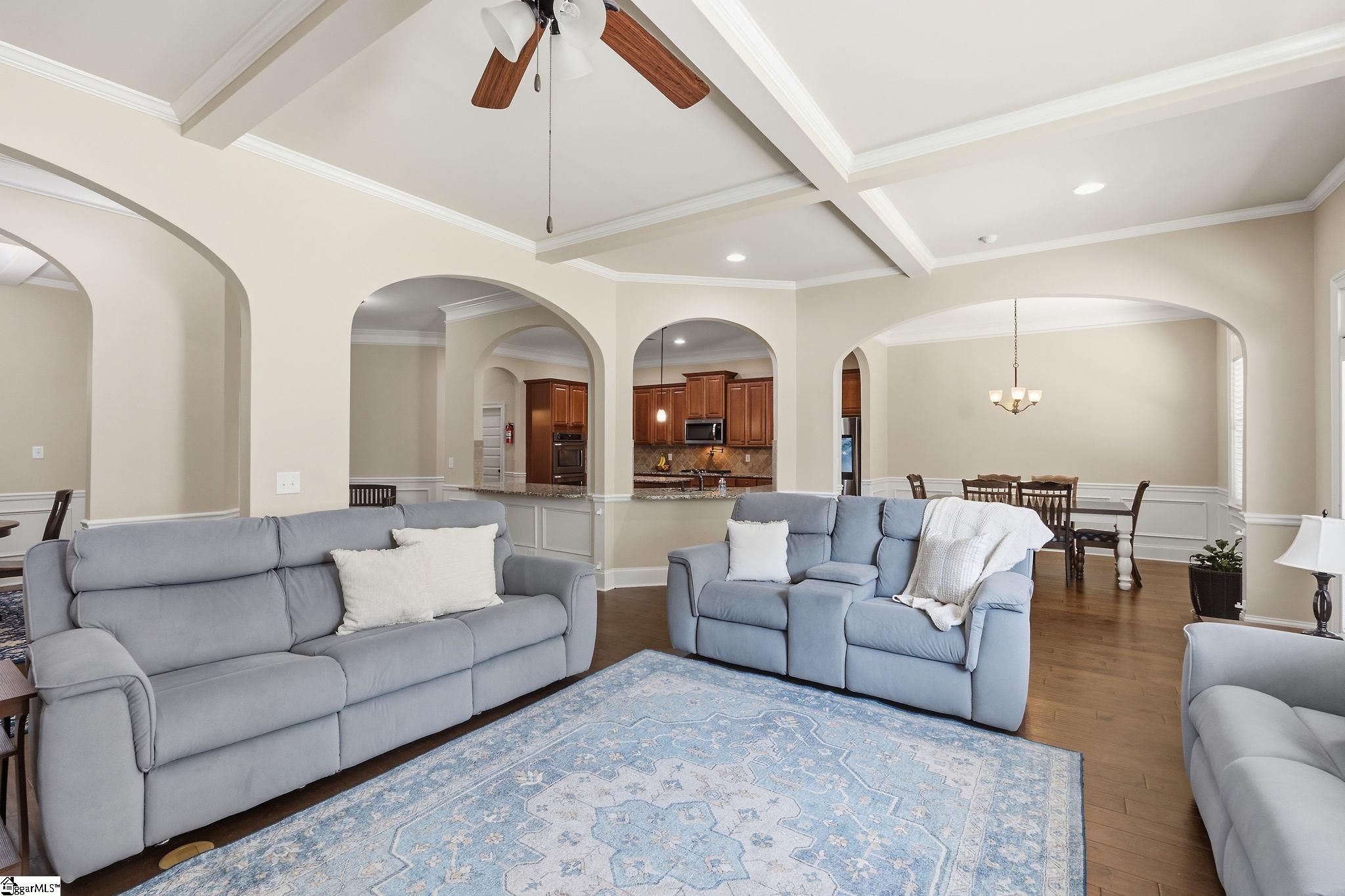 425 Castleford Place Property Photo 15