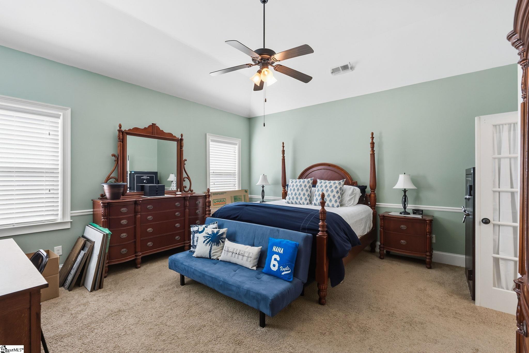 425 Castleford Place Property Photo 19