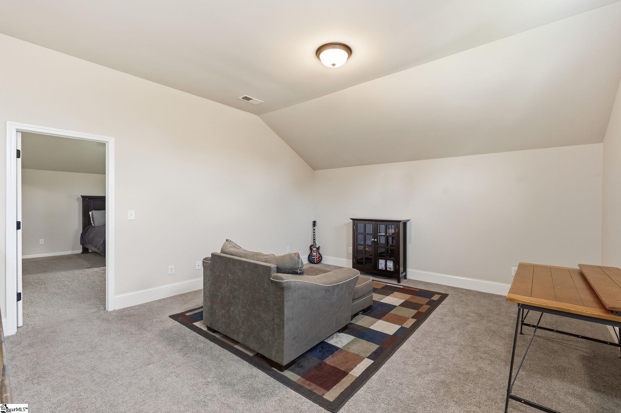 425 Castleford Place Property Photo 22