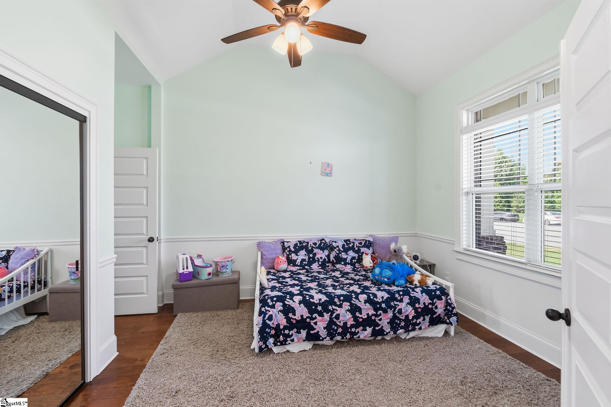 425 Castleford Place Property Photo 28
