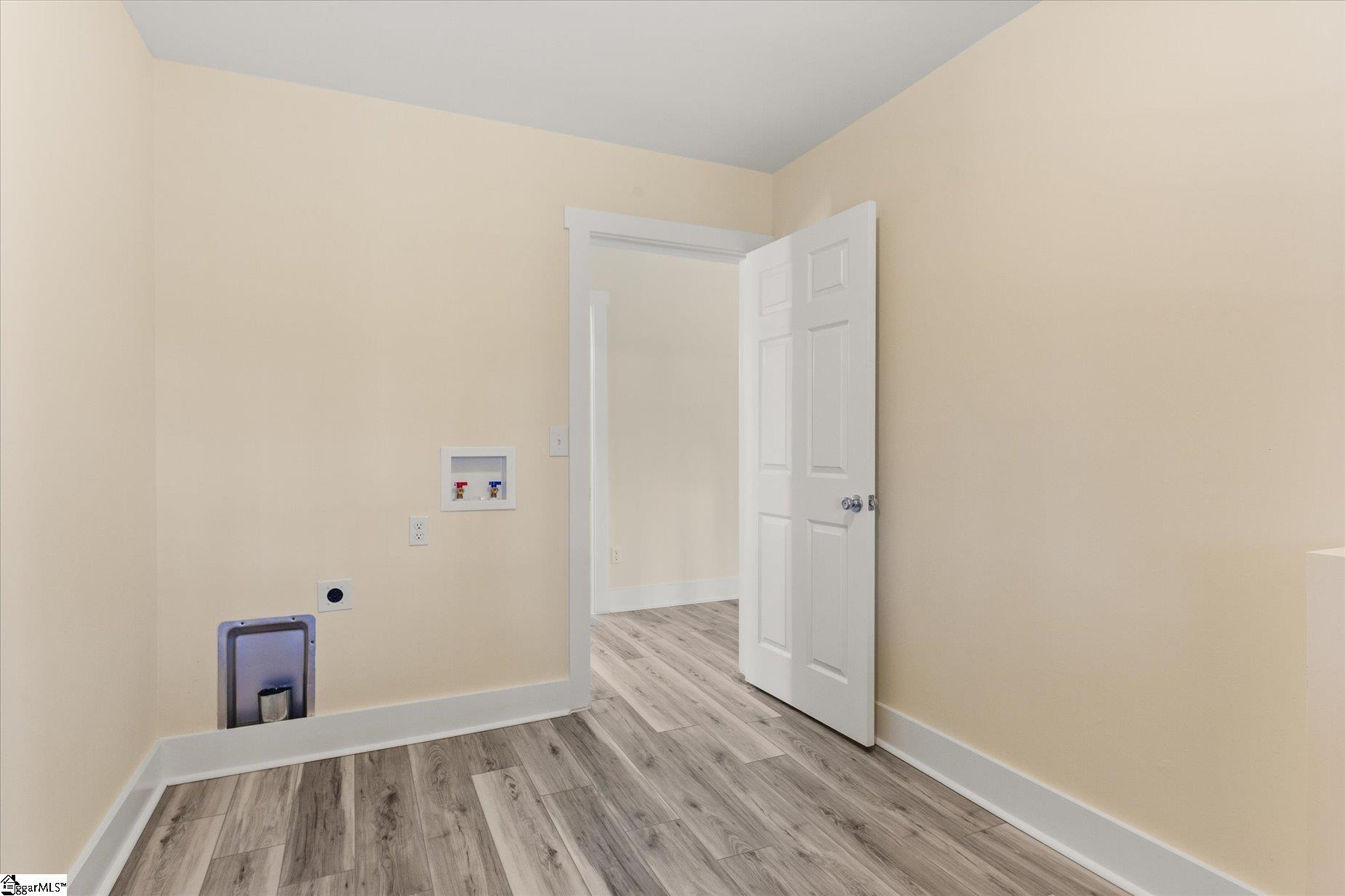 183 Wittmore Lane Property Photo 16