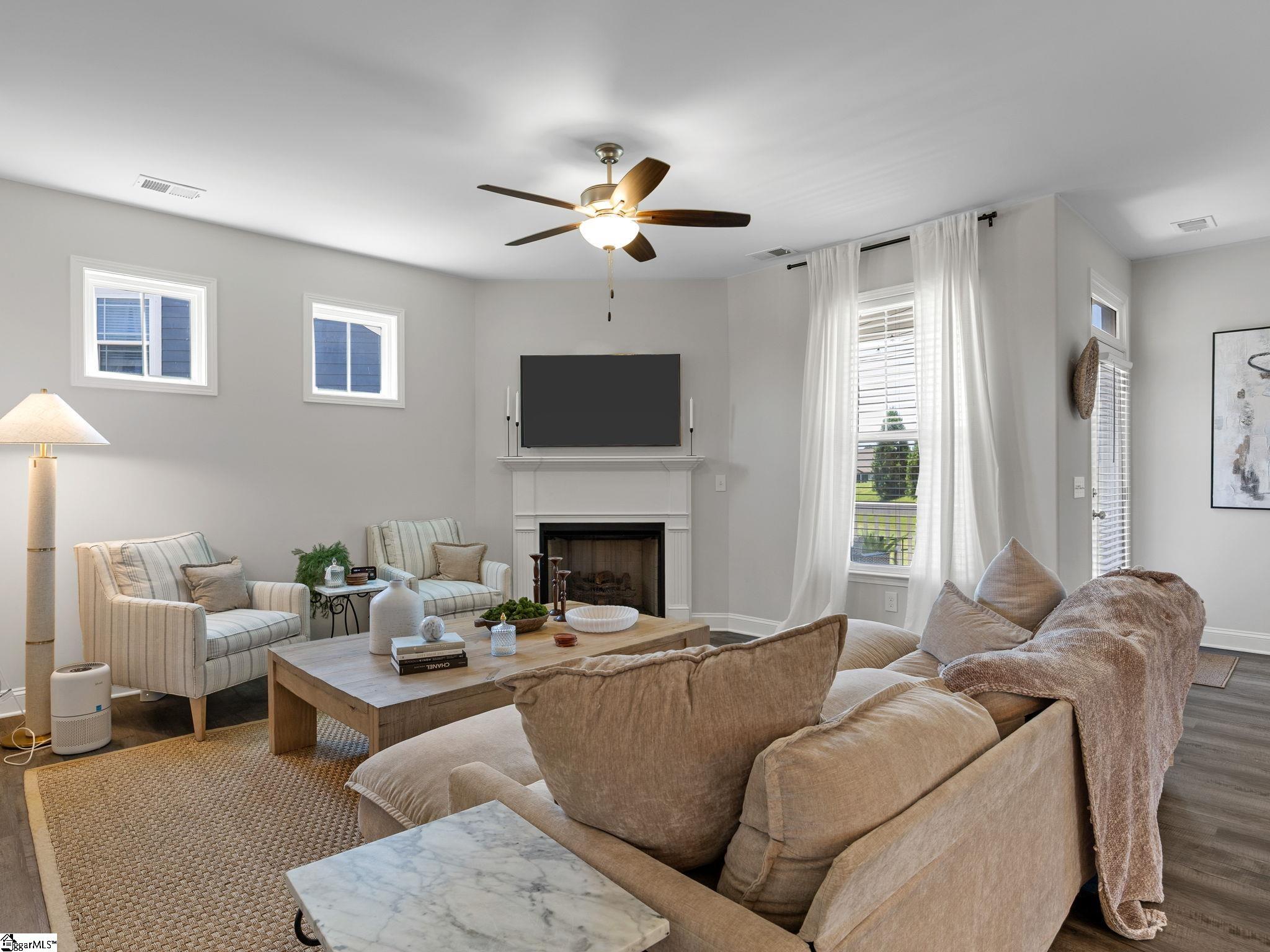 148 Bur Oak Drive Property Photo 8