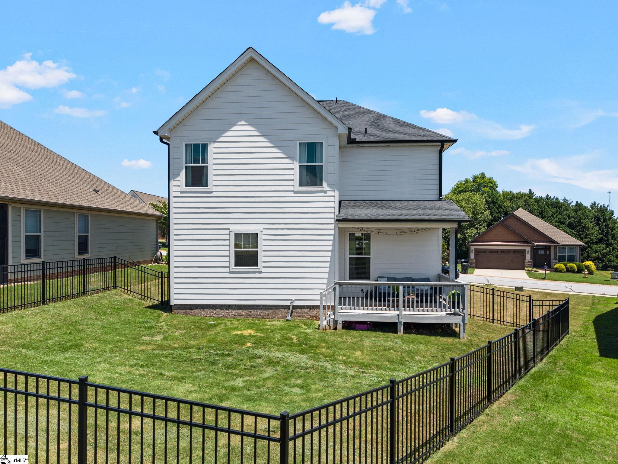 148 Bur Oak Drive Property Photo 32