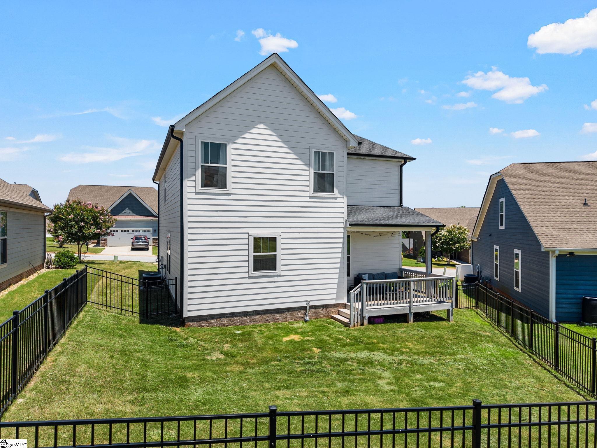 148 Bur Oak Drive Property Photo 33