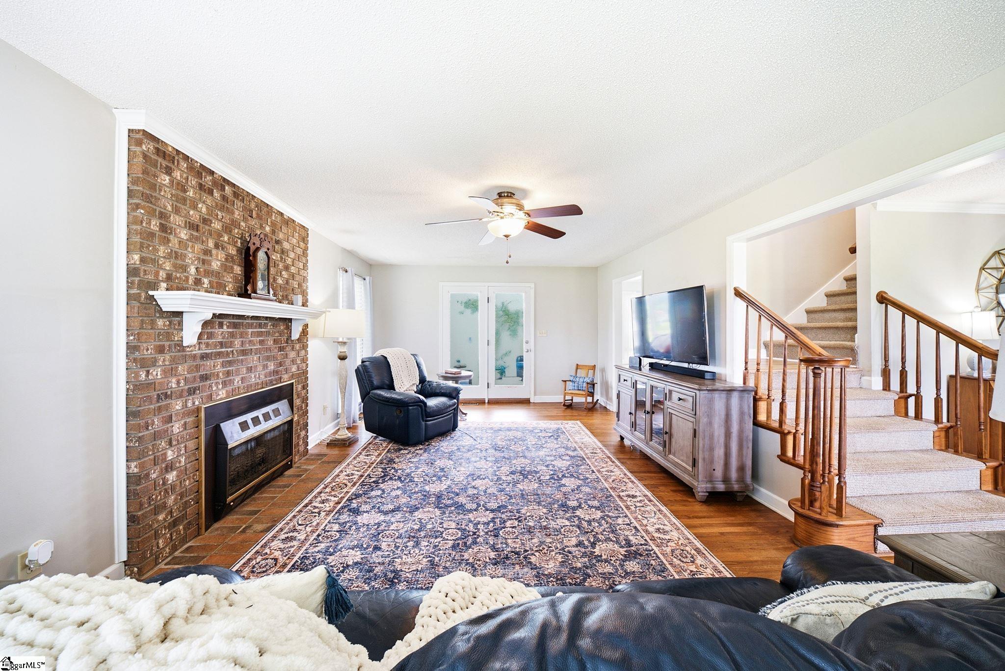 223 Burnett Road Property Photo 7