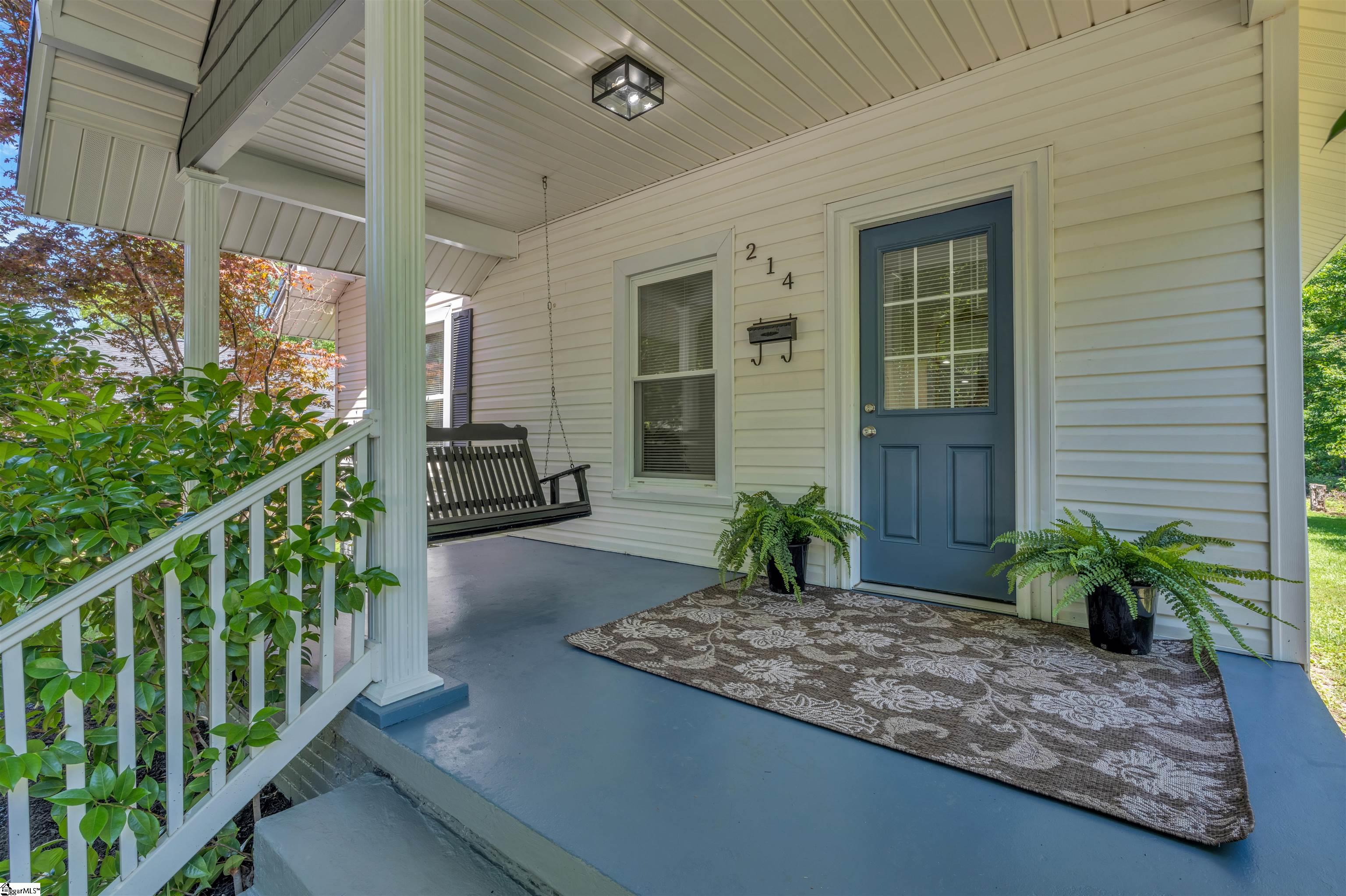 214 Beattie Street Property Photo 2