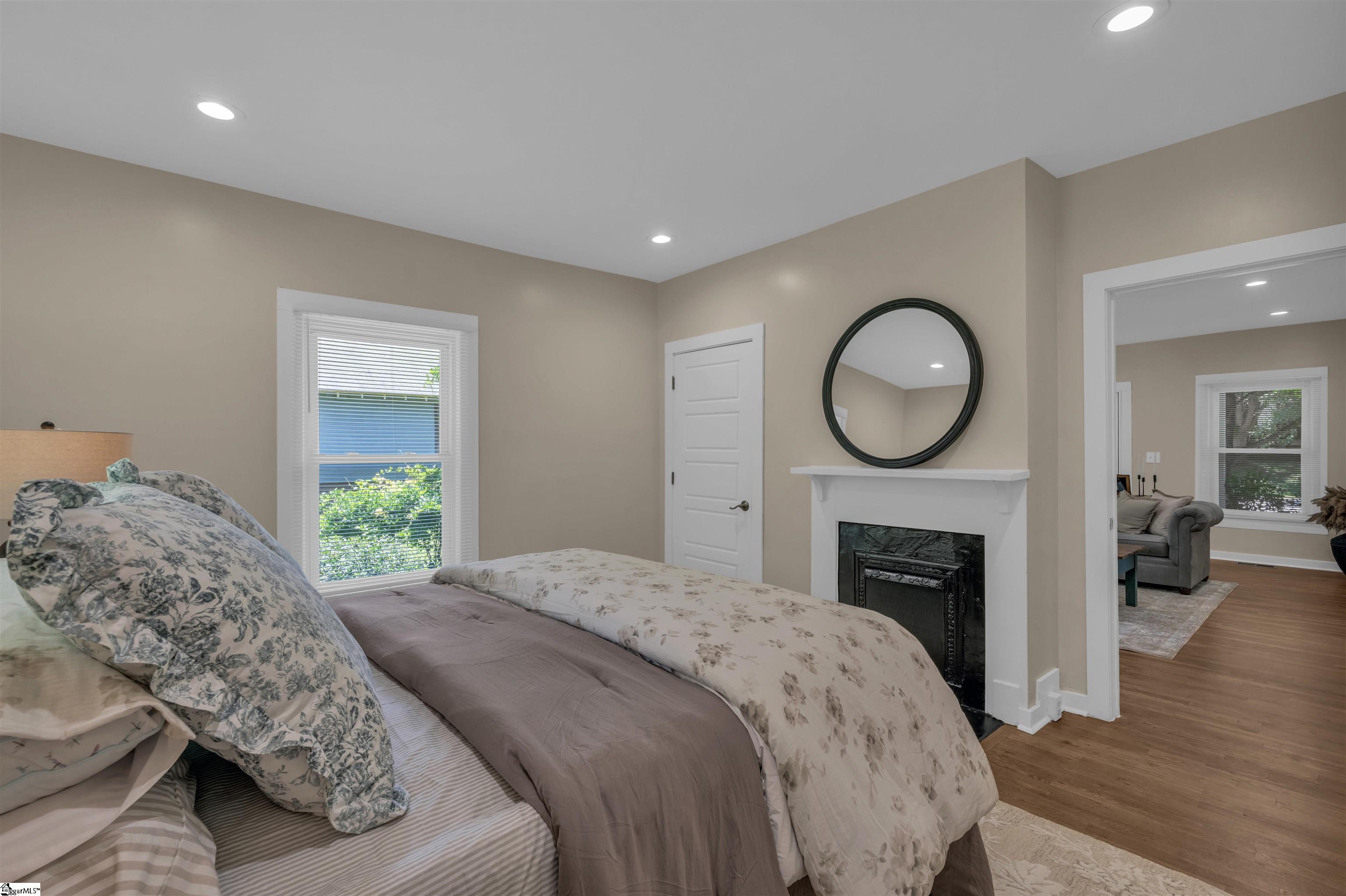 214 Beattie Street Property Photo 9