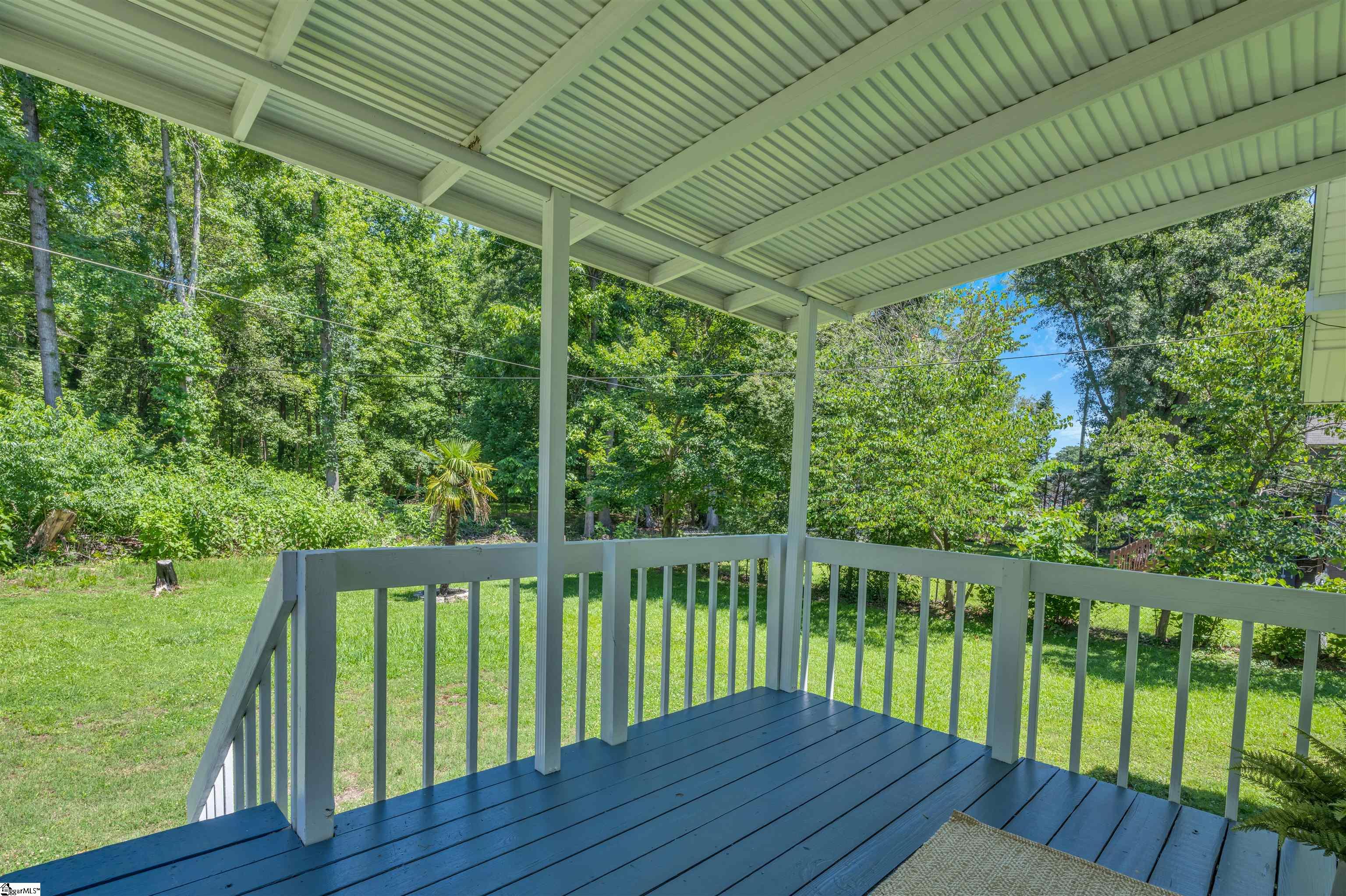 214 Beattie Street Property Photo 12