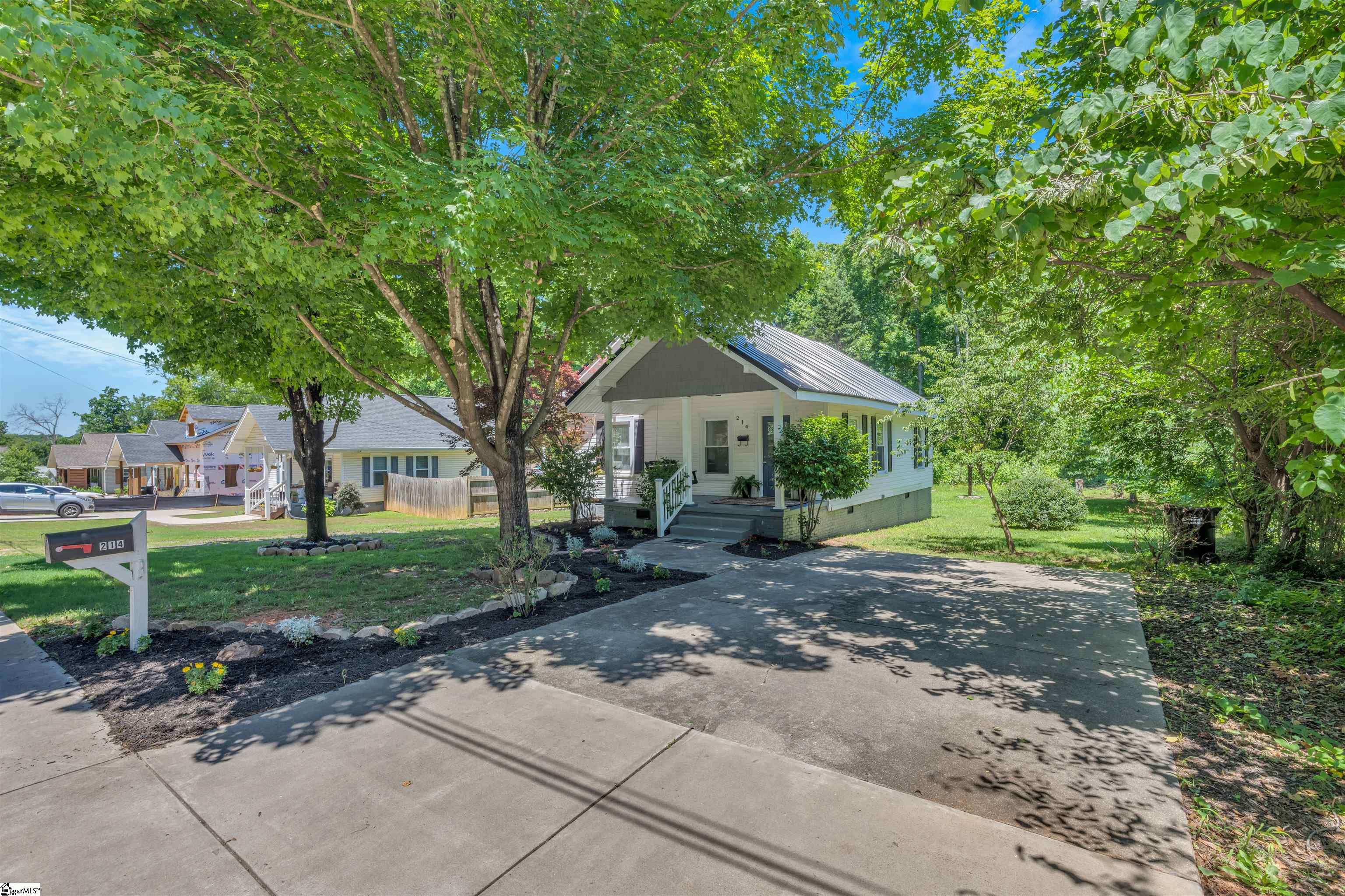 214 Beattie Street Property Photo 18