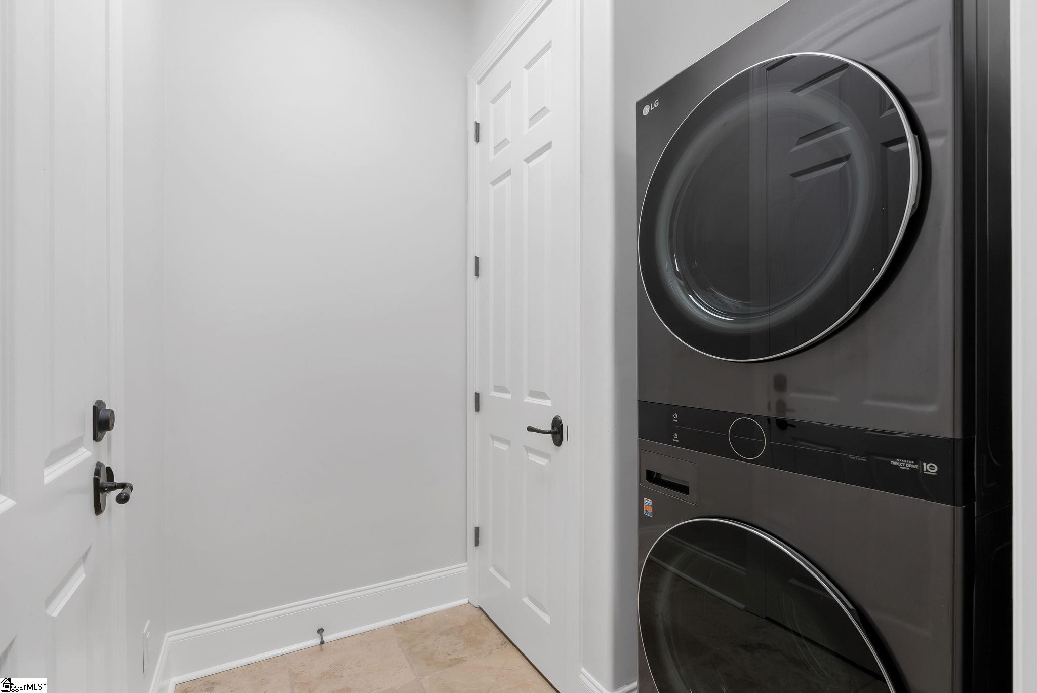 600 Village Square Drive Property Photo 18