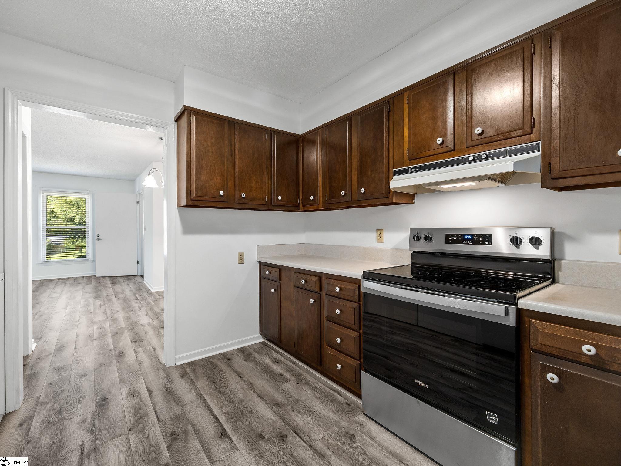 174 New Market Street Property Photo 16