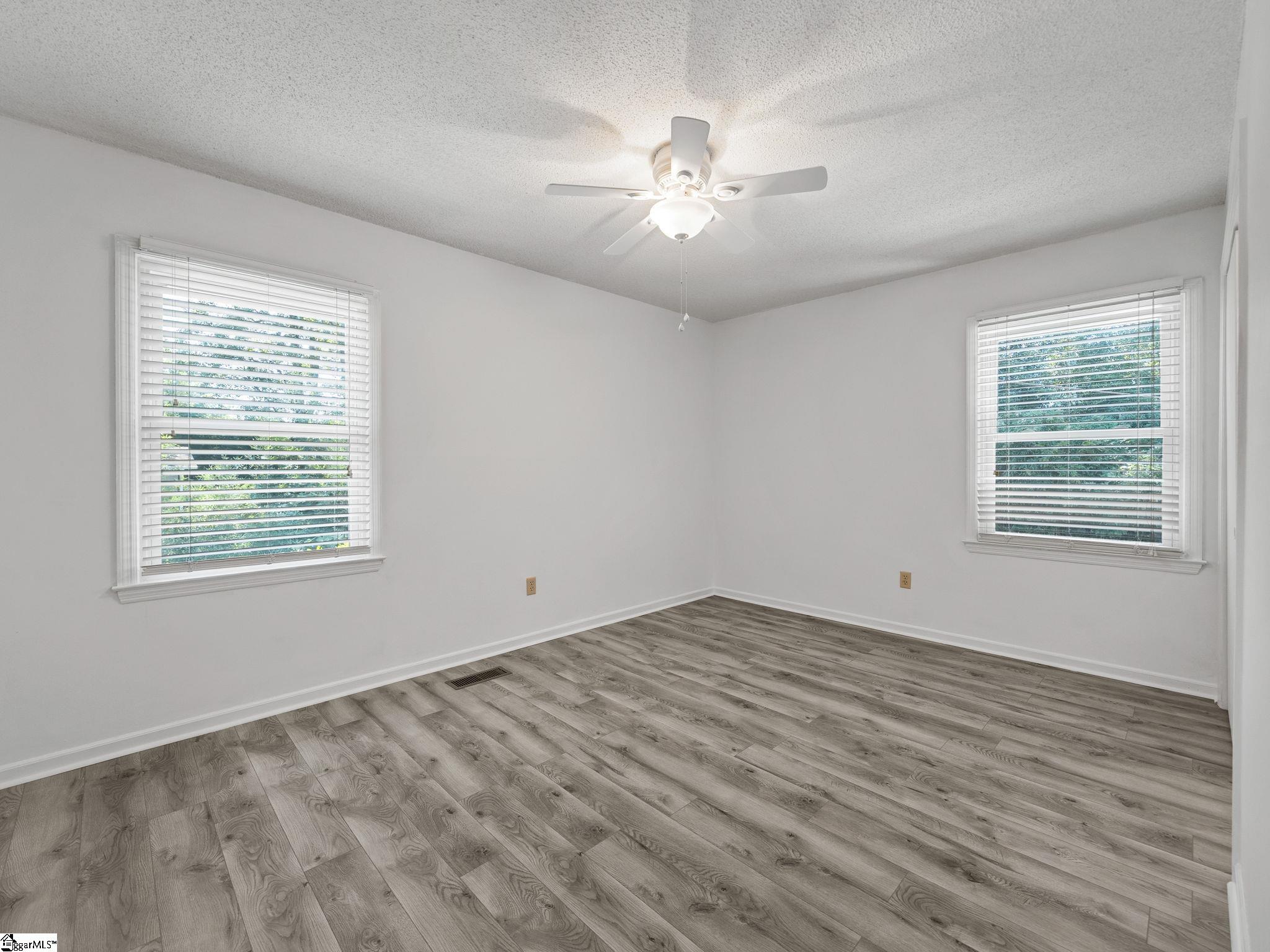 174 New Market Street Property Photo 18