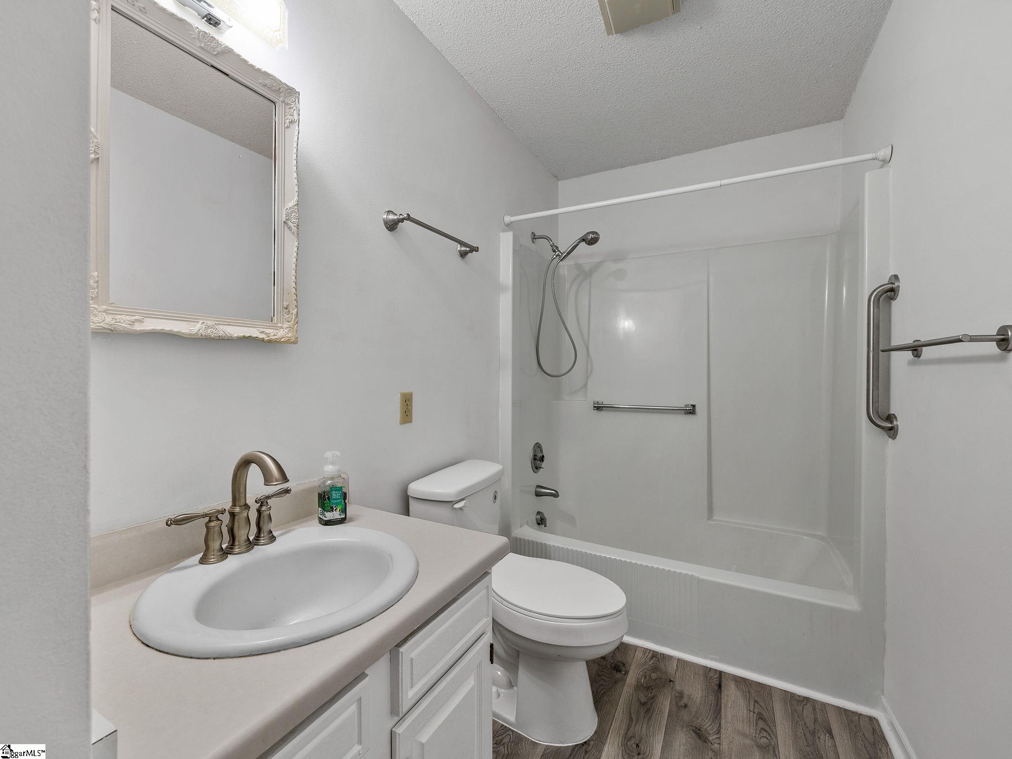 174 New Market Street Property Photo 25