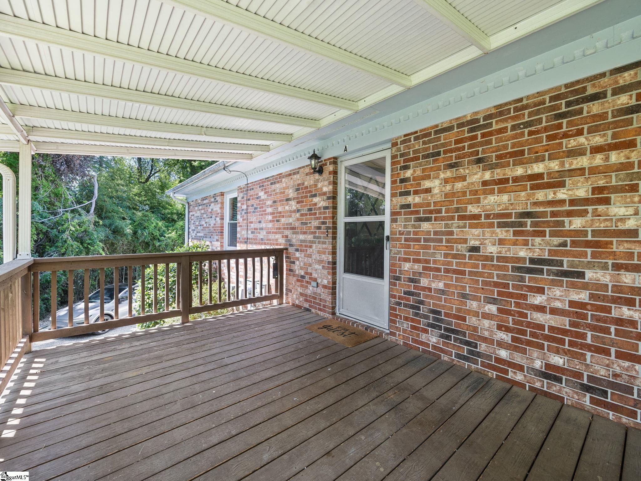 174 New Market Street Property Photo 27