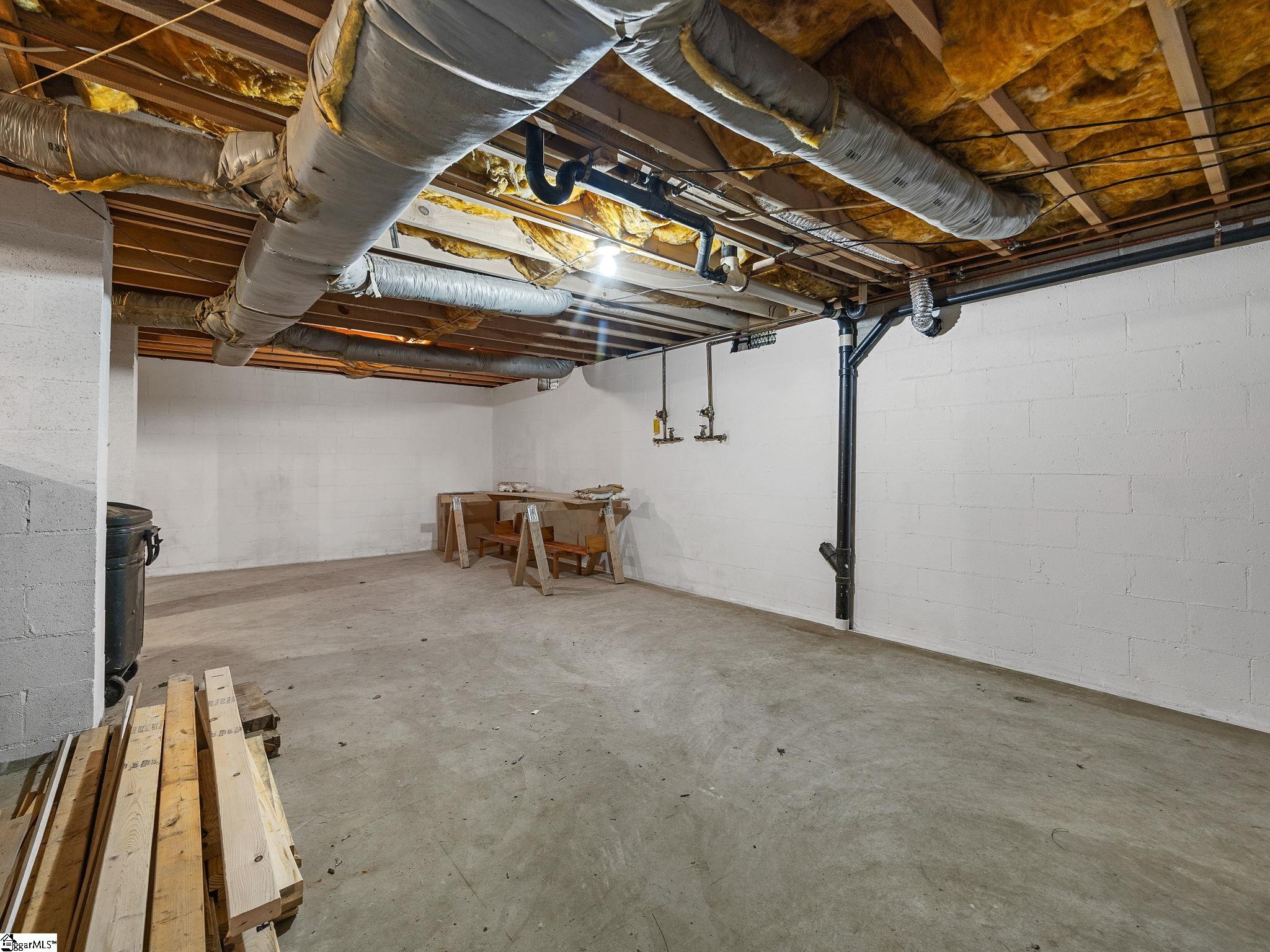 174 New Market Street Property Photo 29