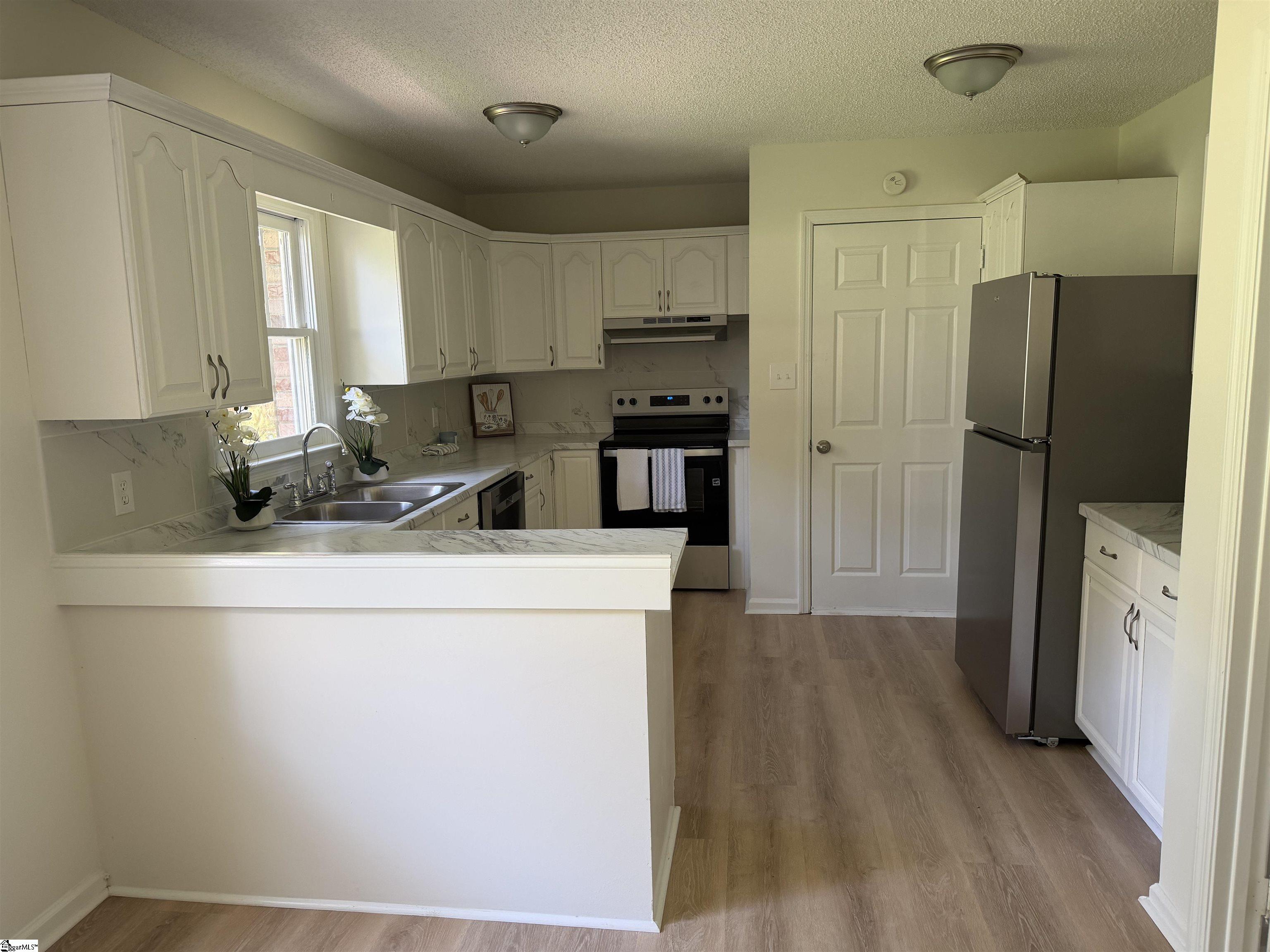 5041 Highway 221 Highway Property Photo 3