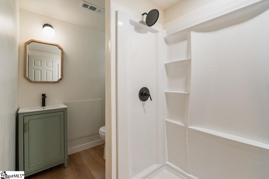 102 Kathryan Court Property Photo 25