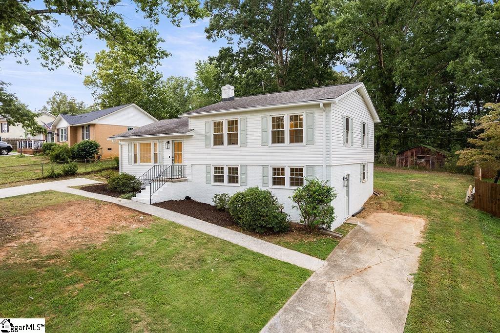 102 Kathryan Court Property Photo 26