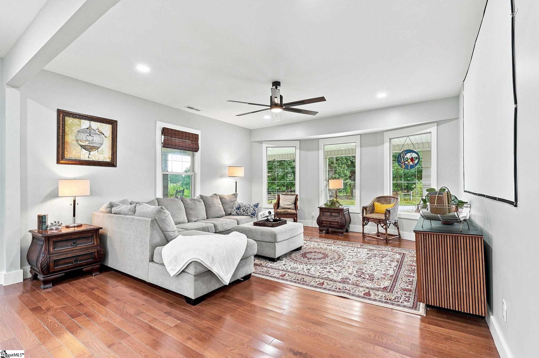 1334 Jameson Road Property Photo 7