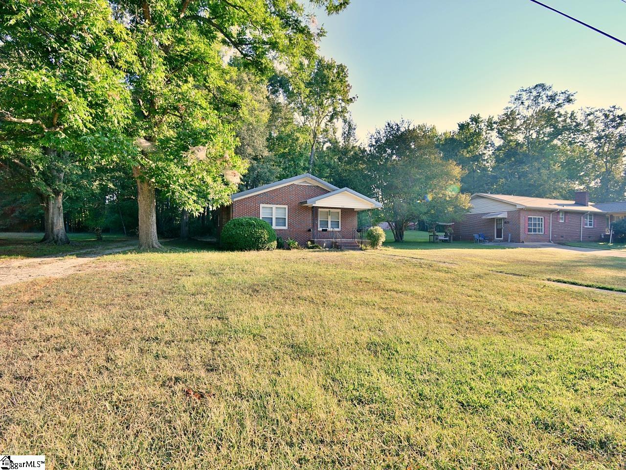 239 Eastbrook Drive Property Photo 2