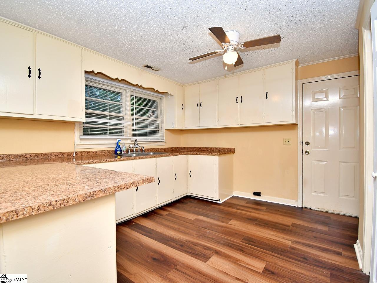 239 Eastbrook Drive Property Photo 7