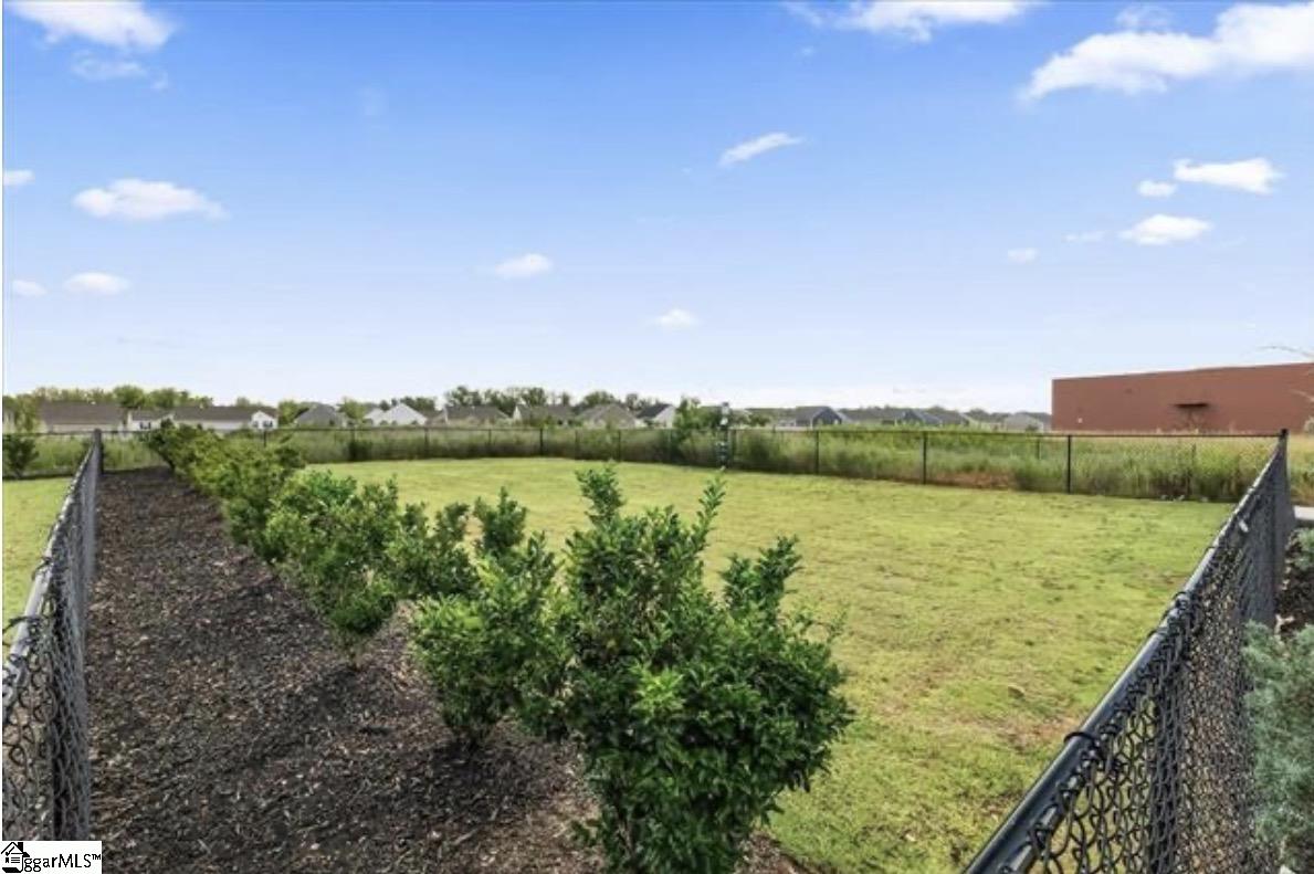 5119 Sunnycreek Drive Property Photo 4