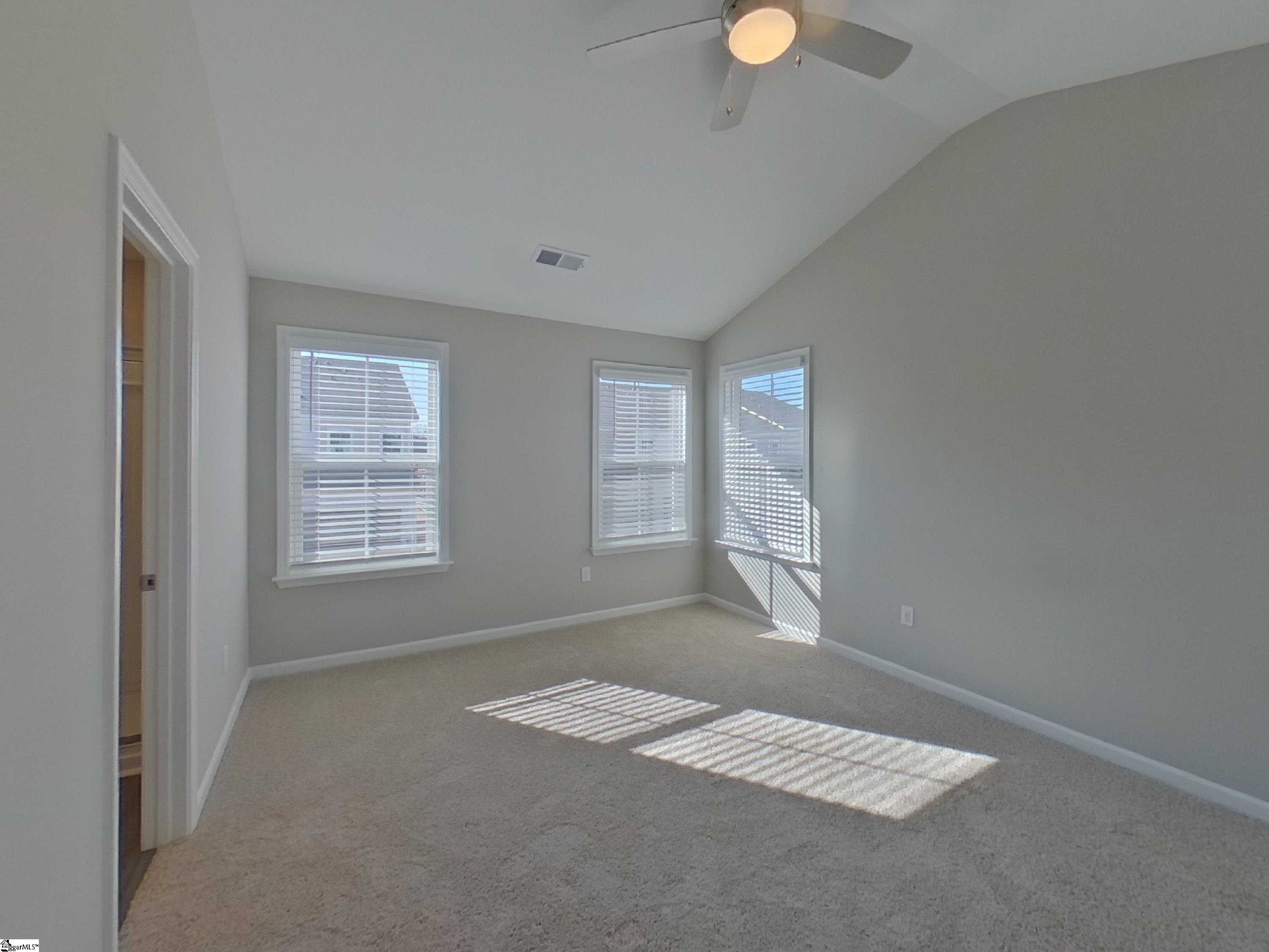 1602608 Property Photo 6