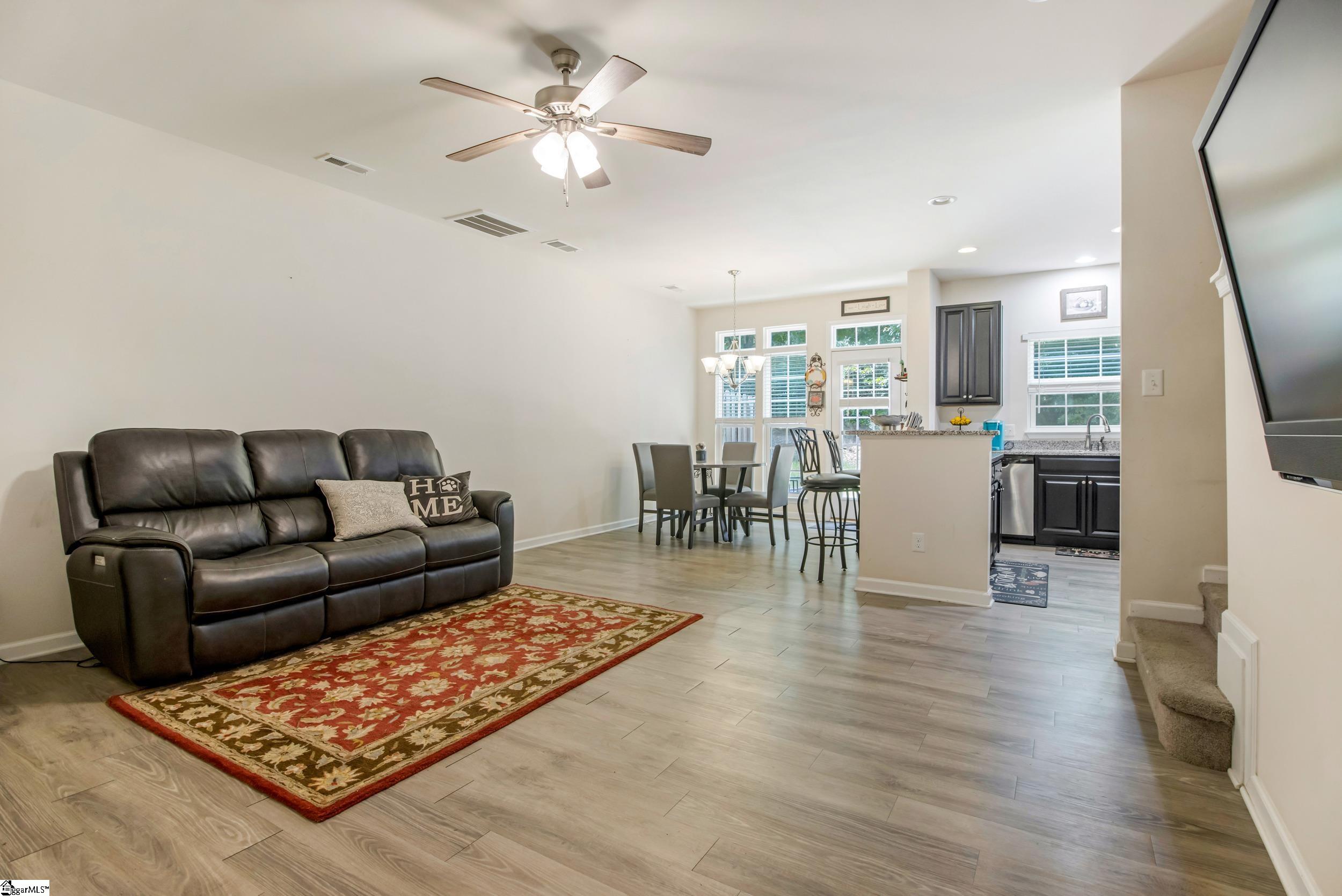125 Emerywood Lane Property Photo 8