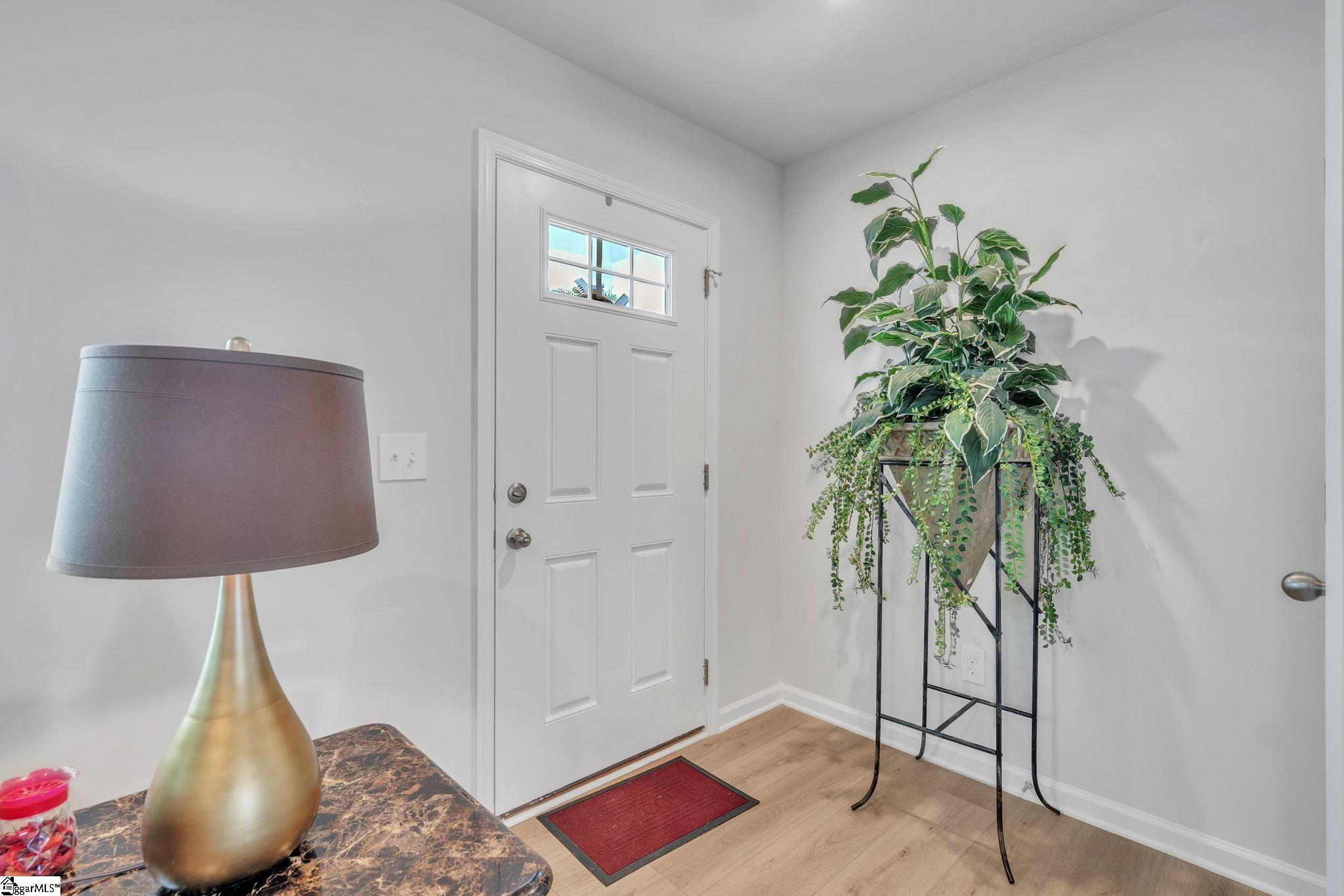 102 Copper Creek Circle Property Photo 4