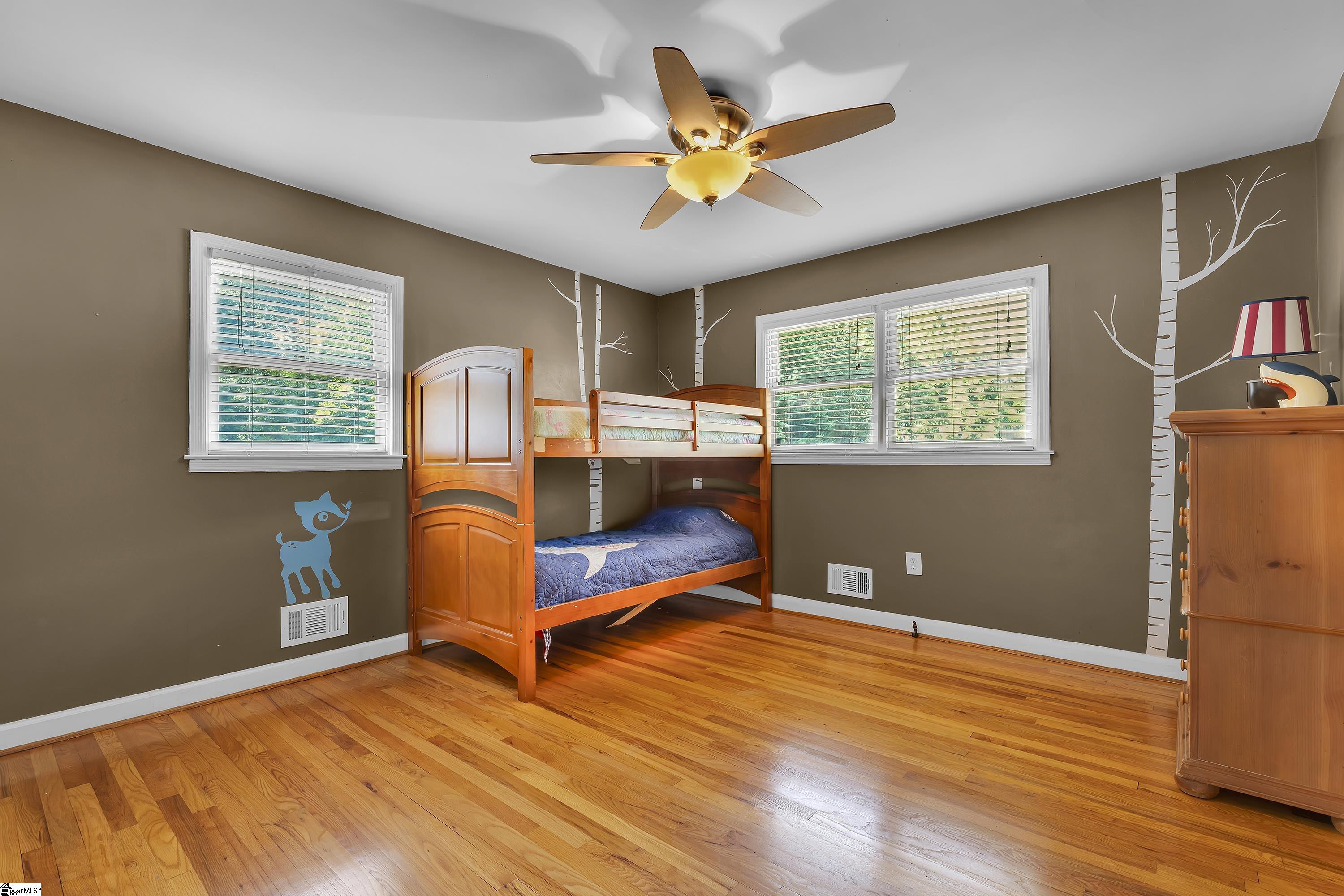 2209 Edgefield Road Property Photo 16