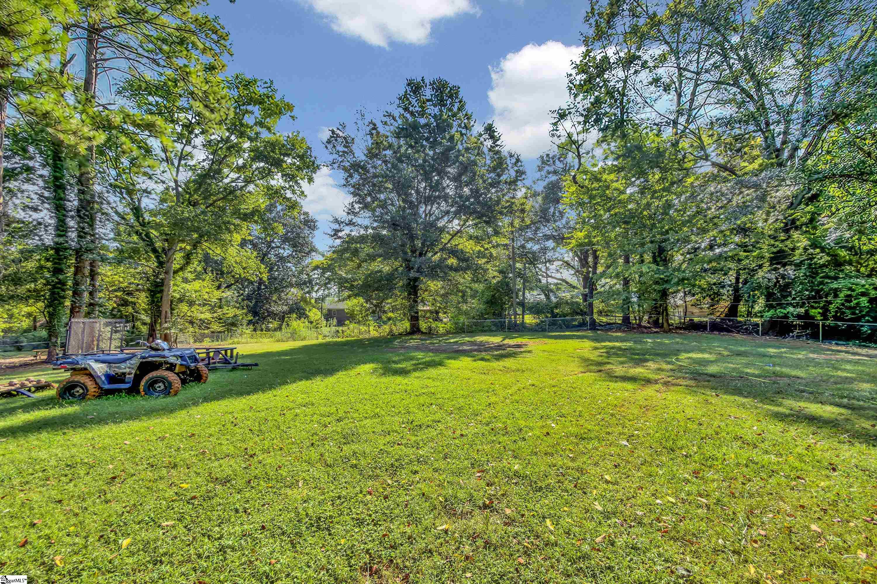 2209 Edgefield Road Property Photo 24