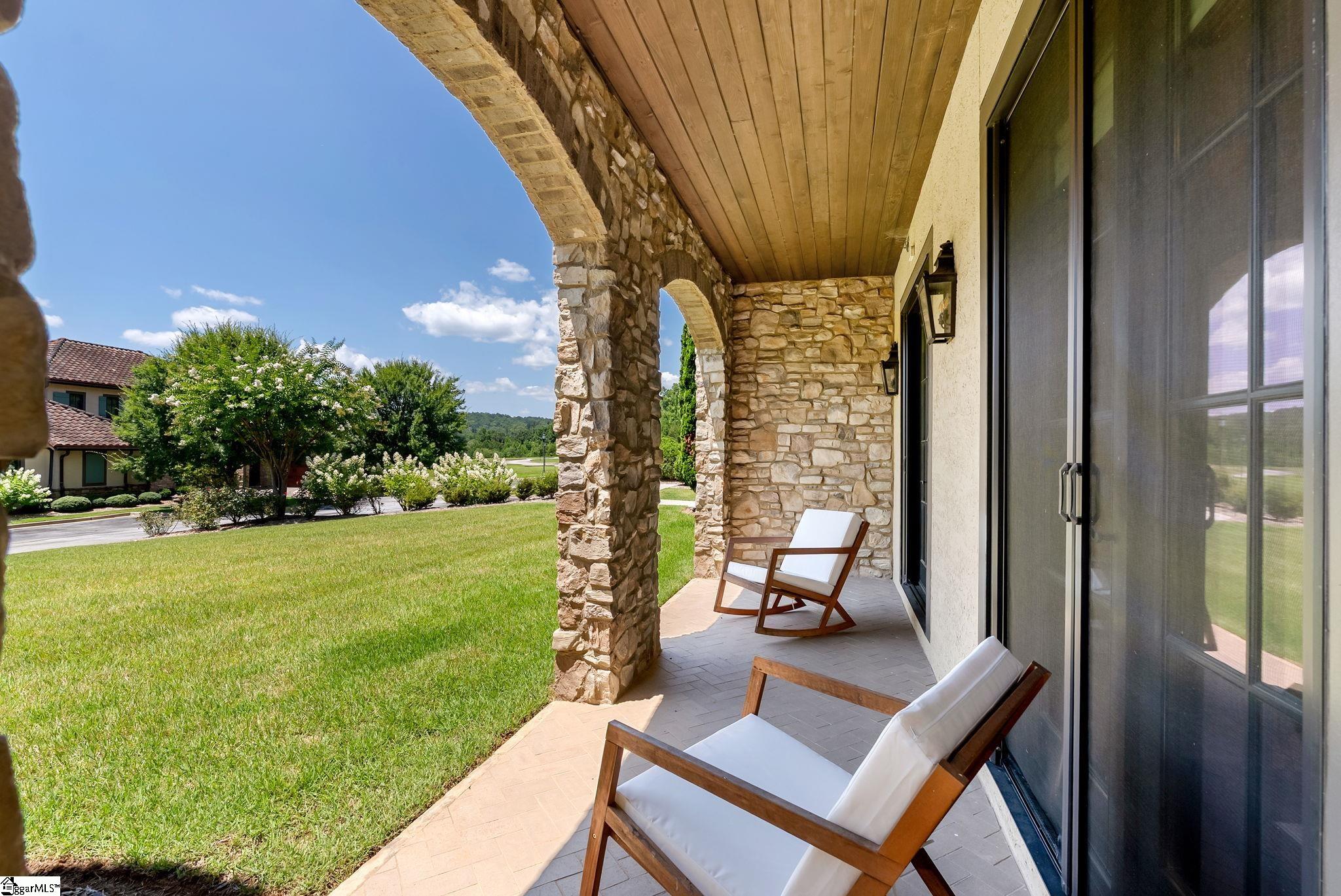 323 Imperia Court Property Photo 2