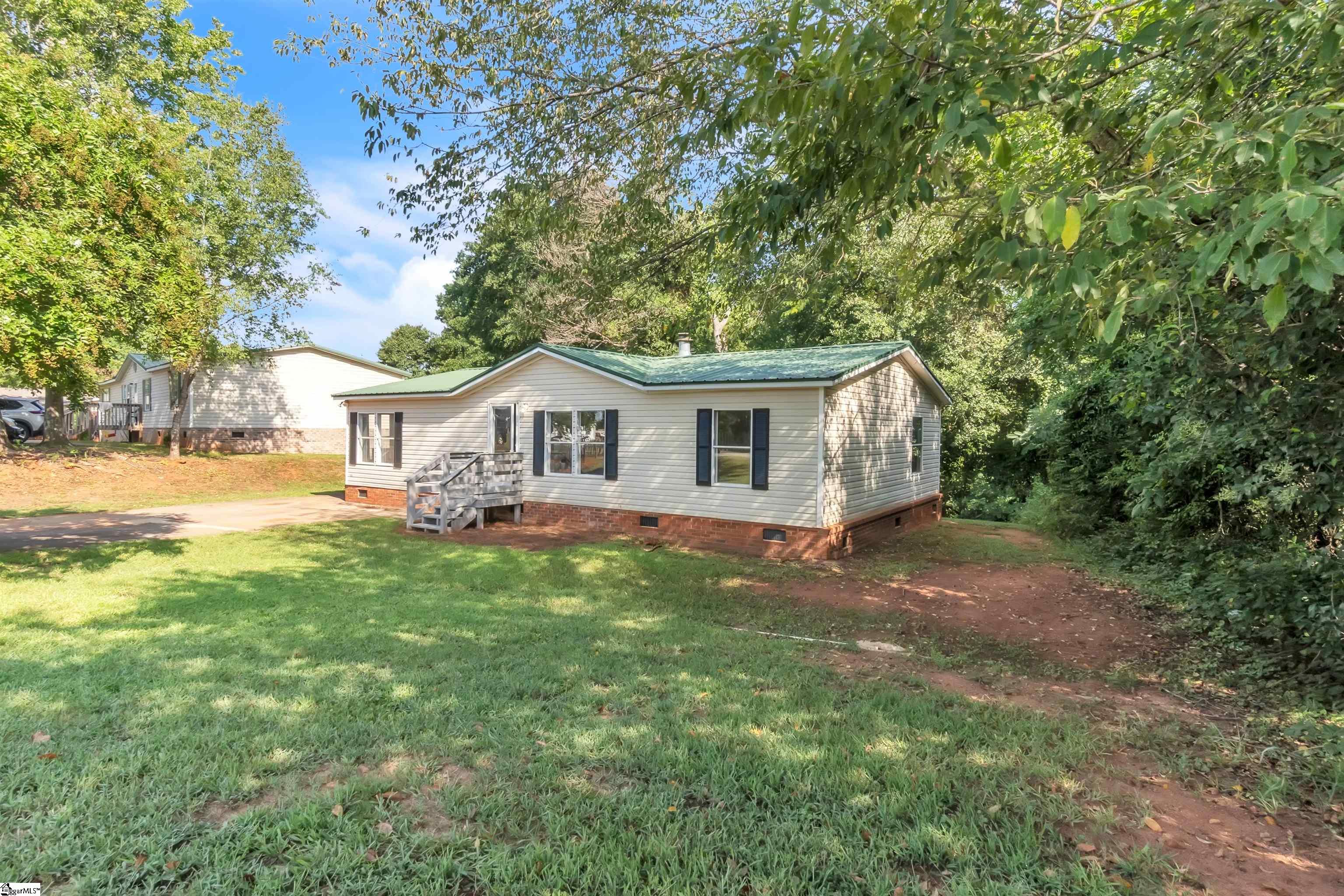 4 Current Drive Property Photo 2