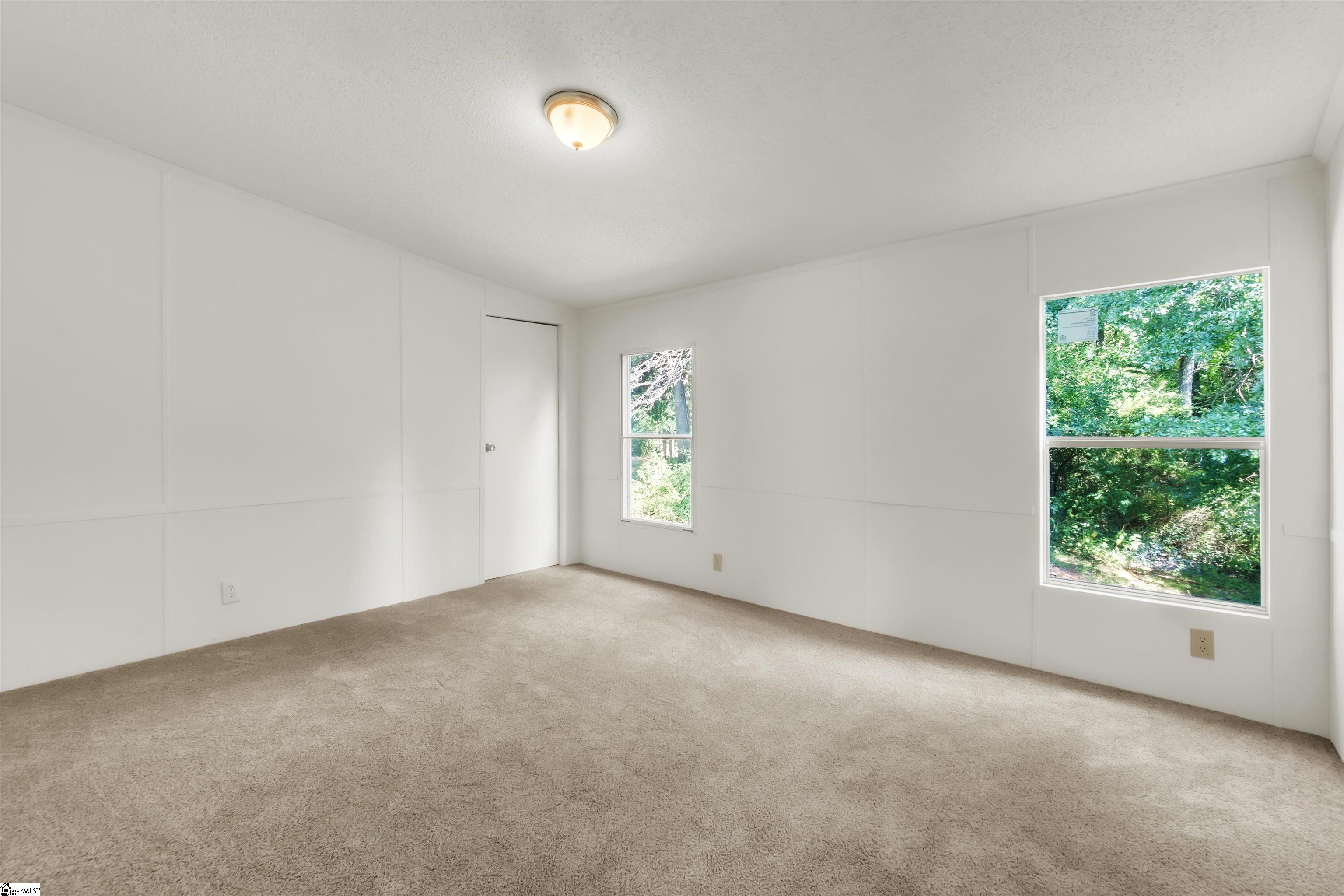 4 Current Drive Property Photo 10