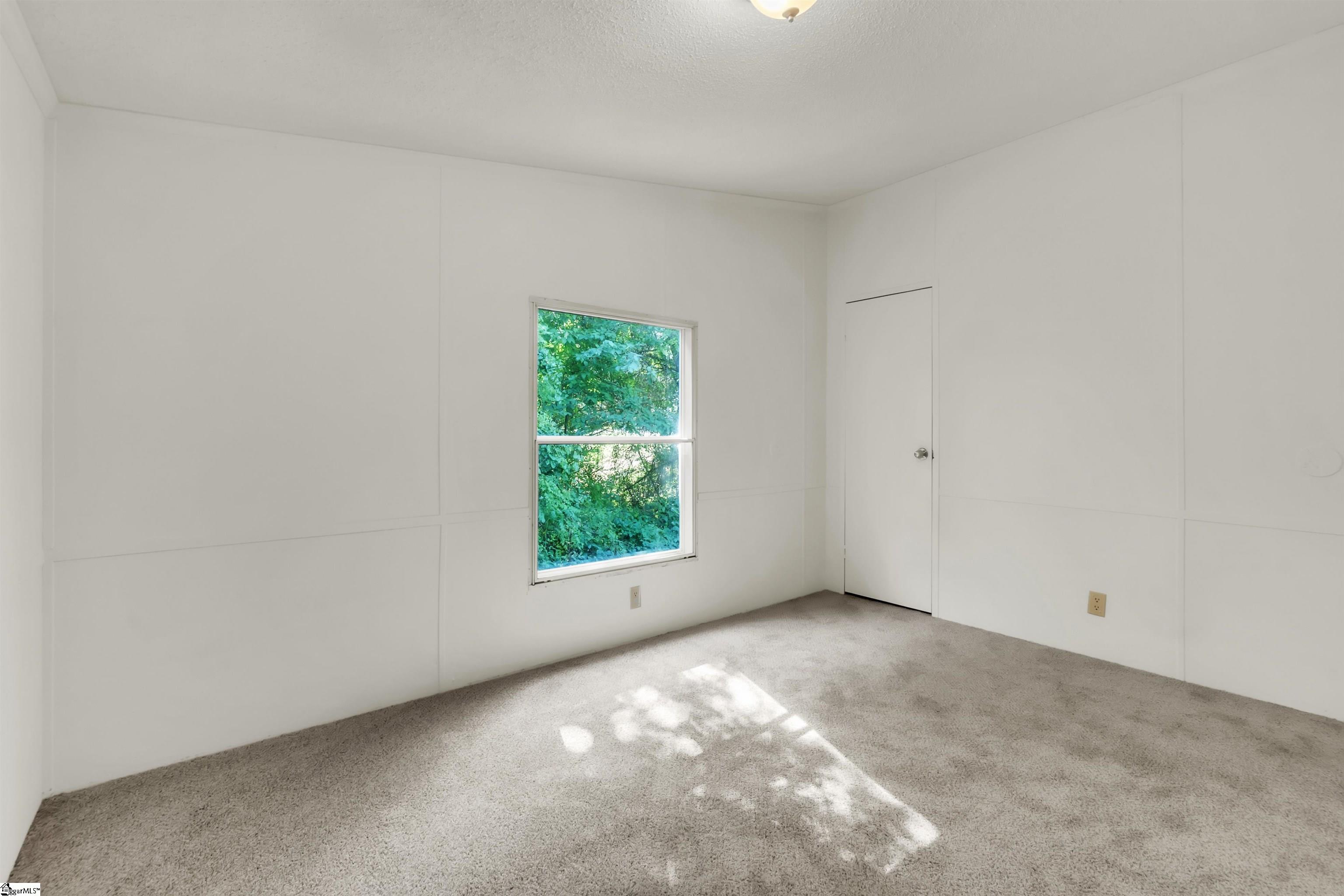 4 Current Drive Property Photo 15